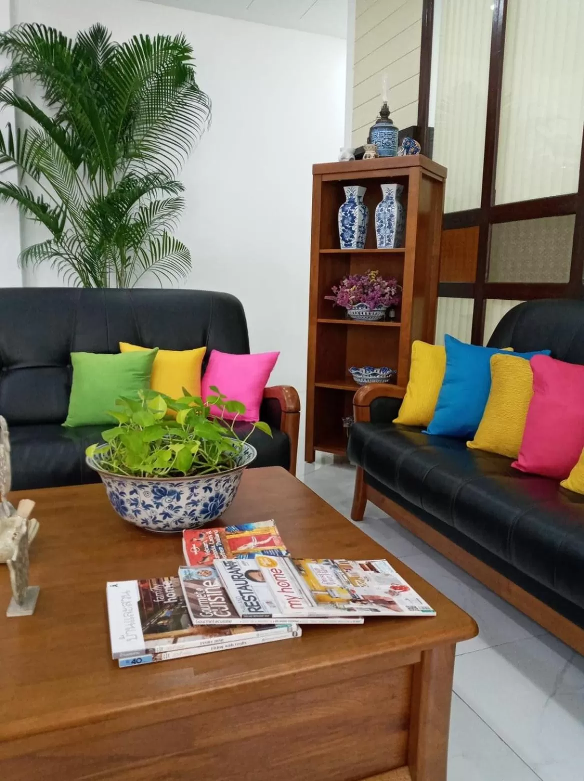 Lobby or reception in Nine Smiths Hotels Chiangmai