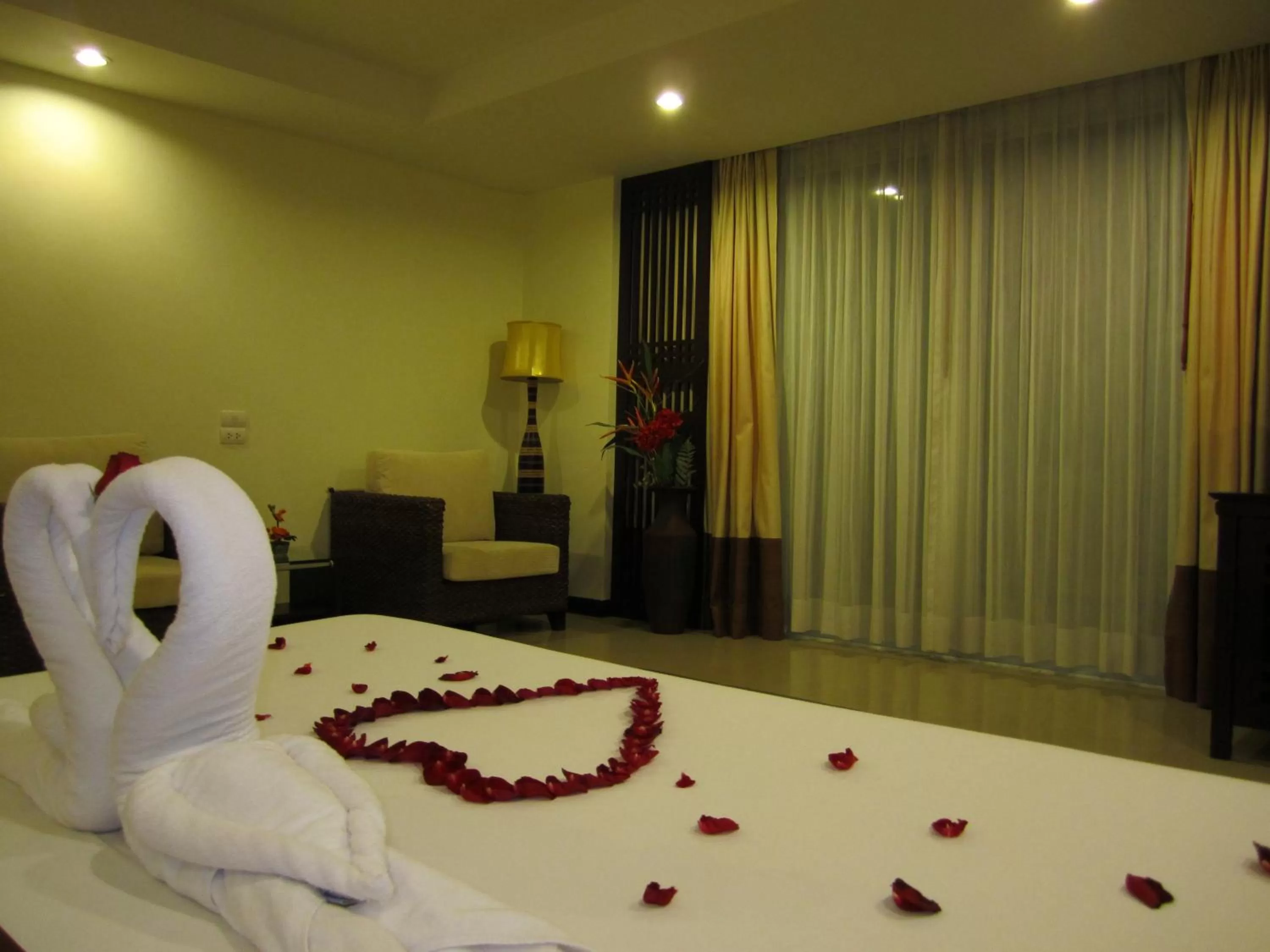 Photo of the whole room, Bed in Wannara Hotel Hua Hin