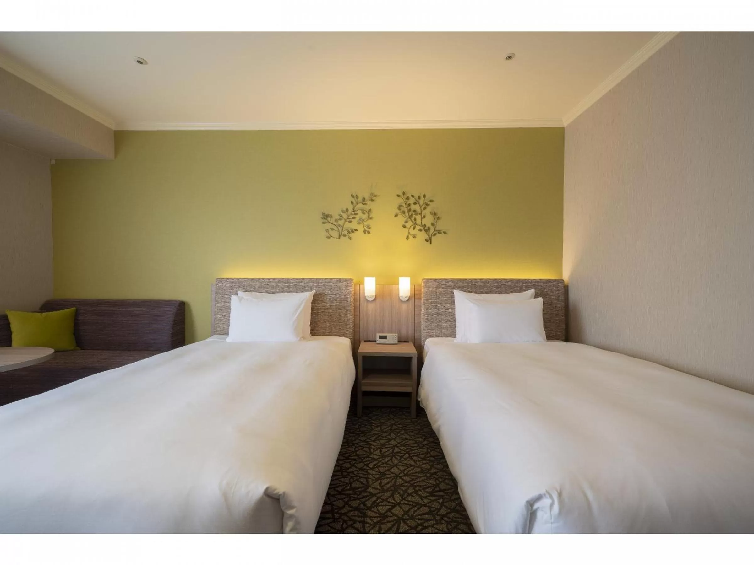 Photo of the whole room, Bed in Hotel Associa Toyohashi