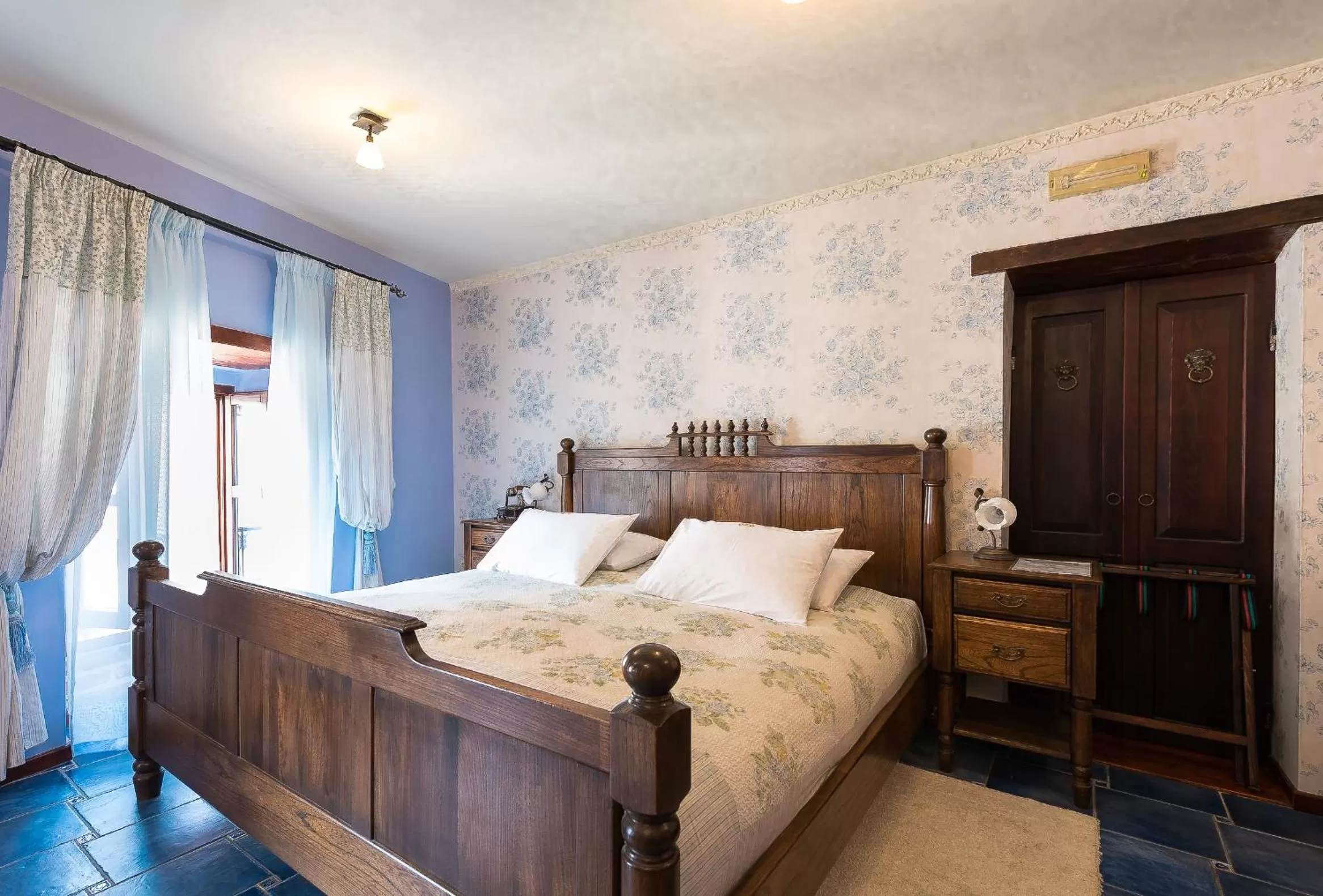 Bed in Hotel Monte Cristo