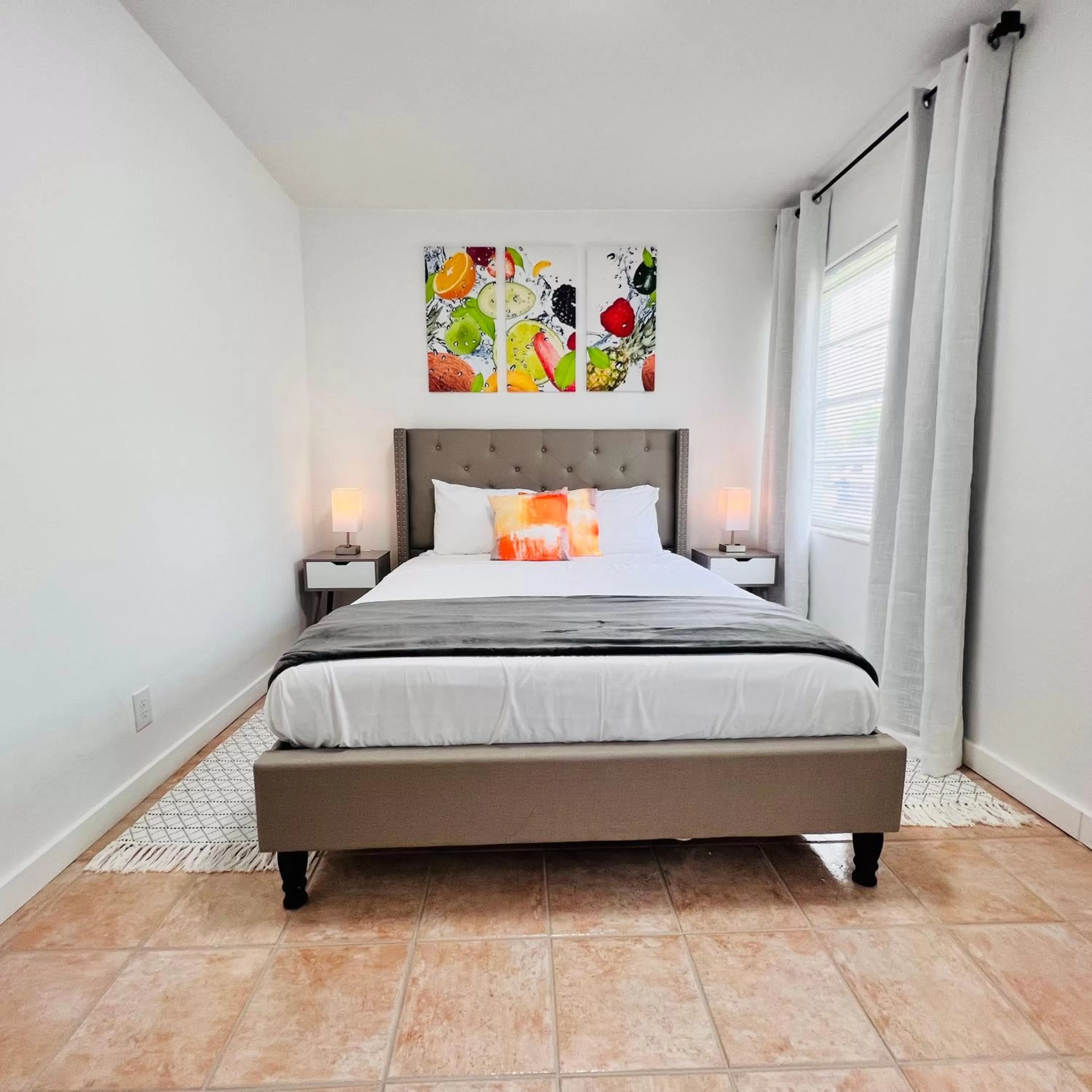 Bed in CocoBay 2BR Condos Near Beach, Galleria Mall, Wilton Manors, Cruise Port