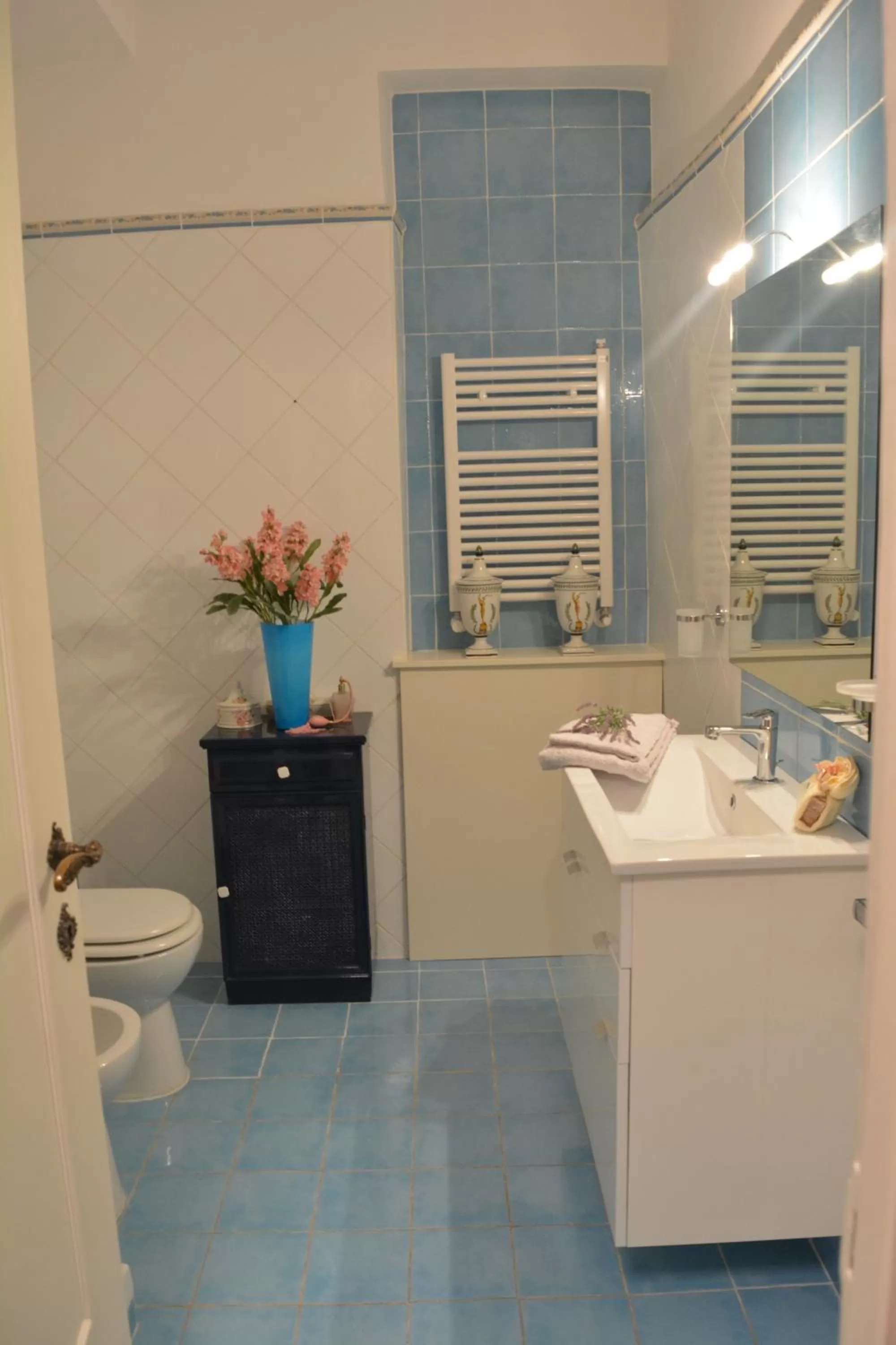 Bathroom in Allaportaccanto Bed & Breakfast