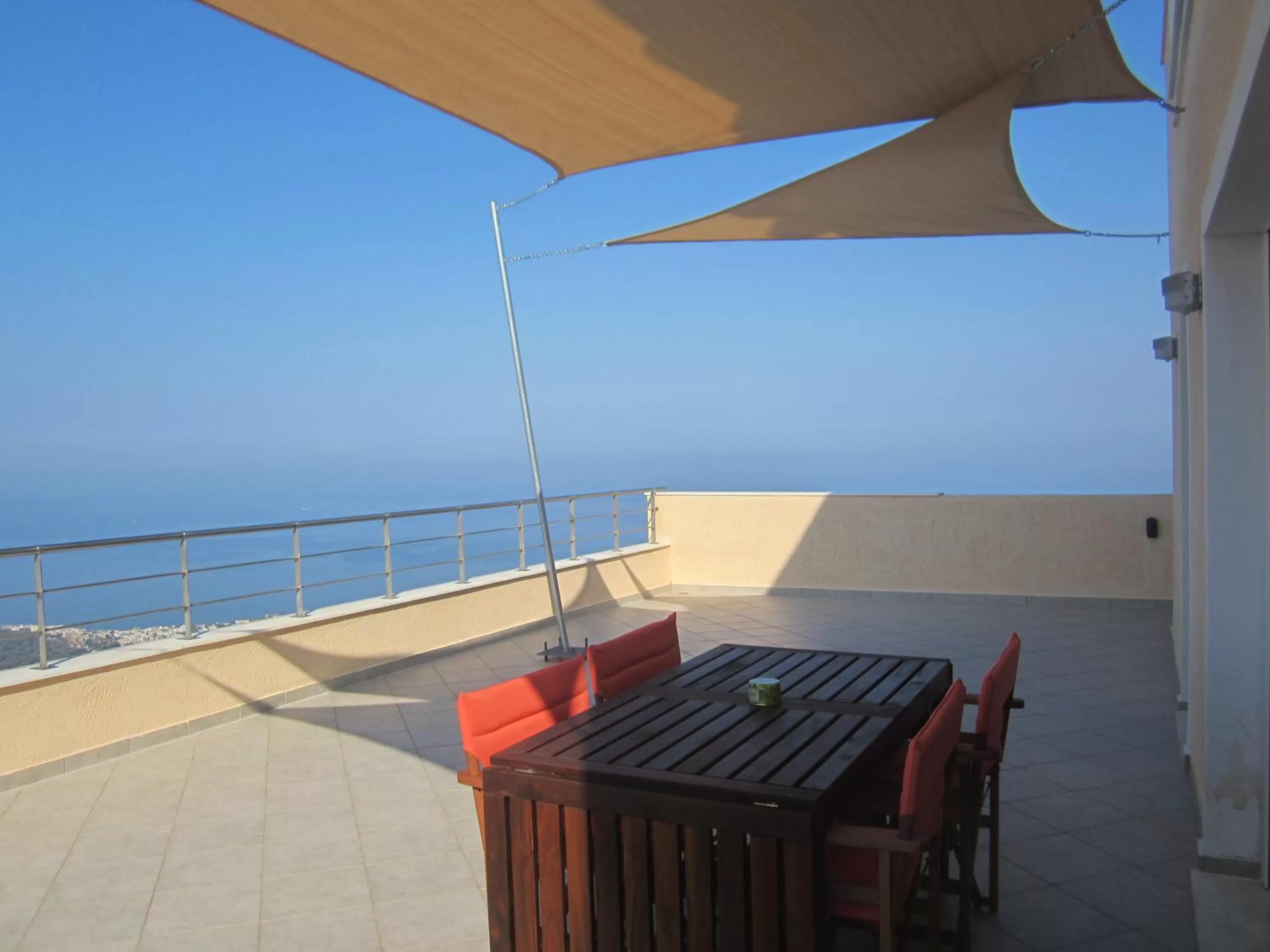 Sea view in Viva B&B