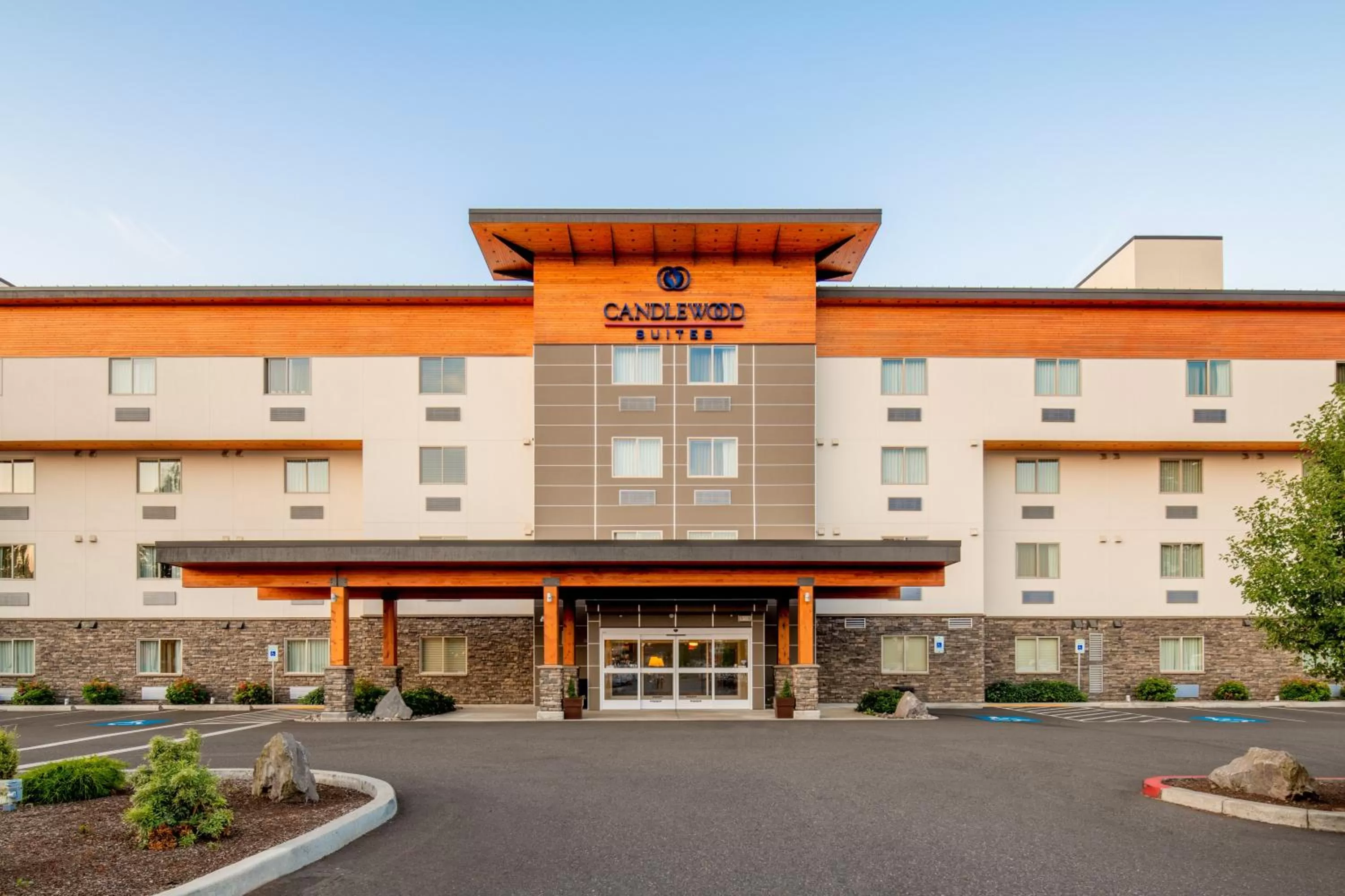Property building in Candlewood Suites Vancouver/Camas by IHG