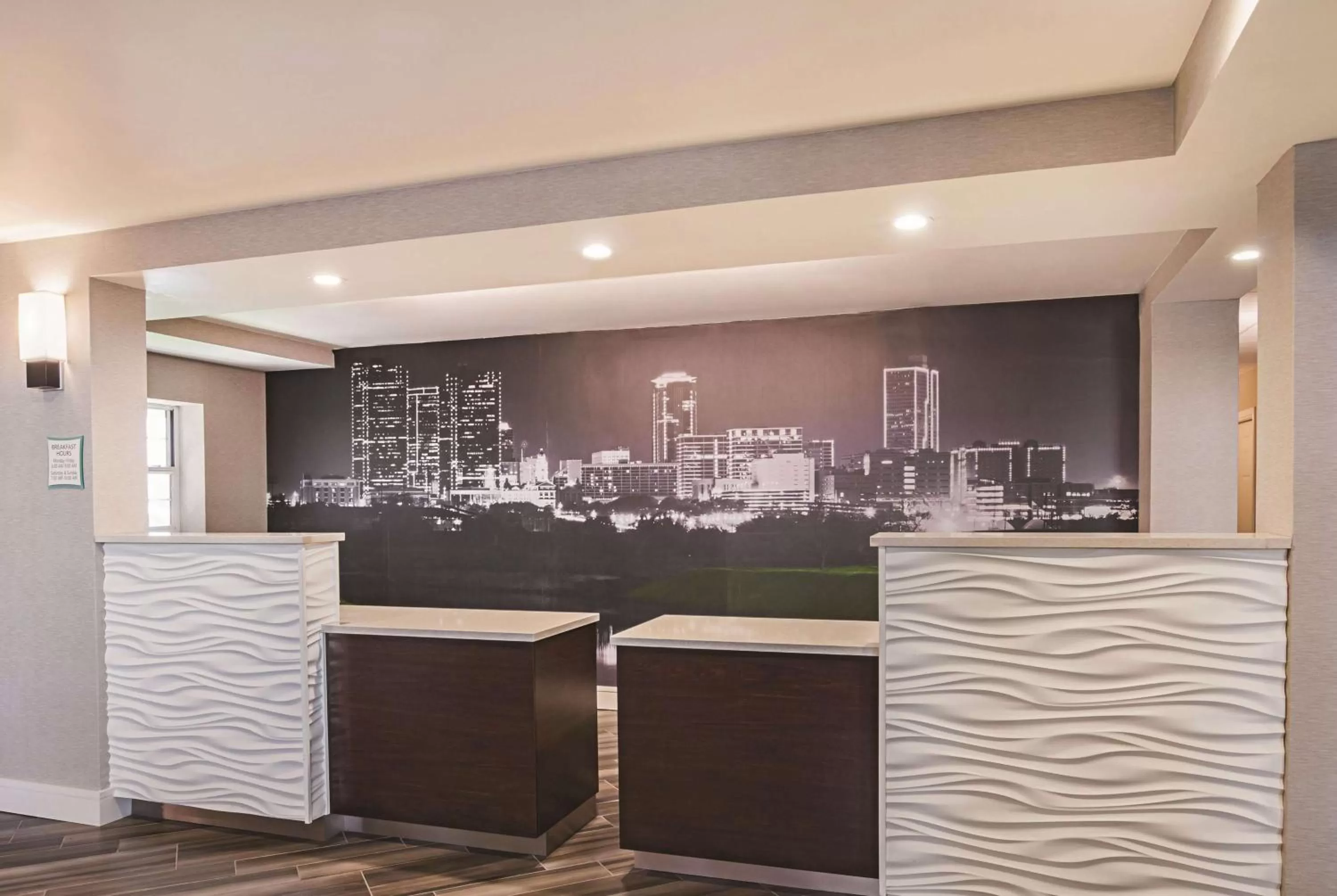 Lobby or reception in La Quinta by Wyndham Fort Worth North