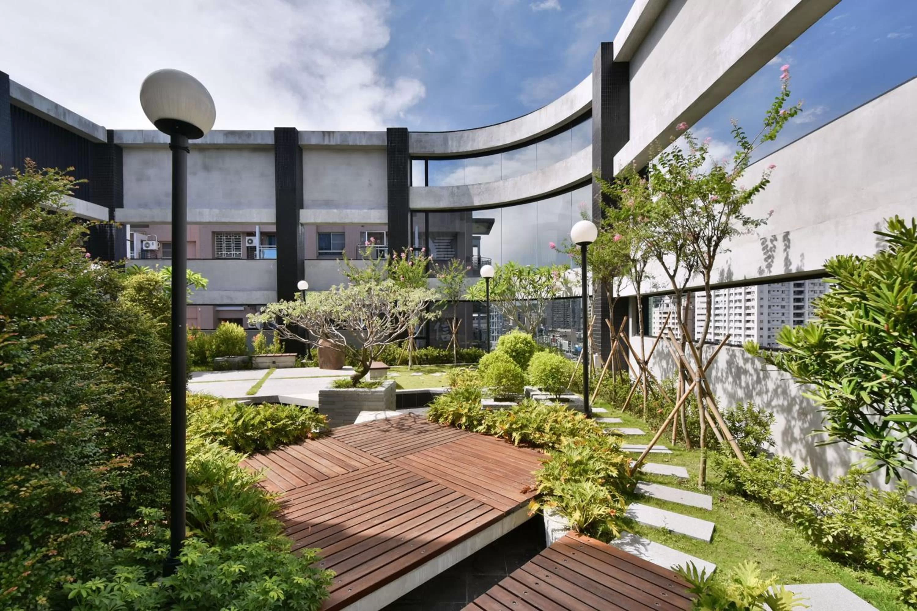 Area and facilities in Hotel R14