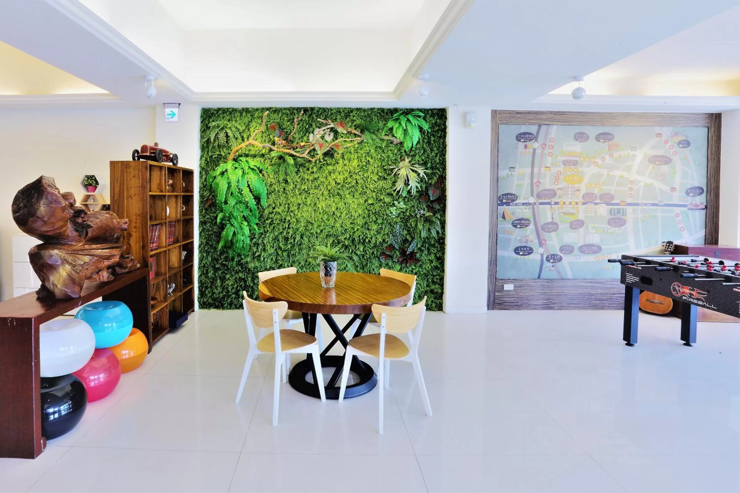 Seating area in Huang Shin Business Hotel-Chung Kang