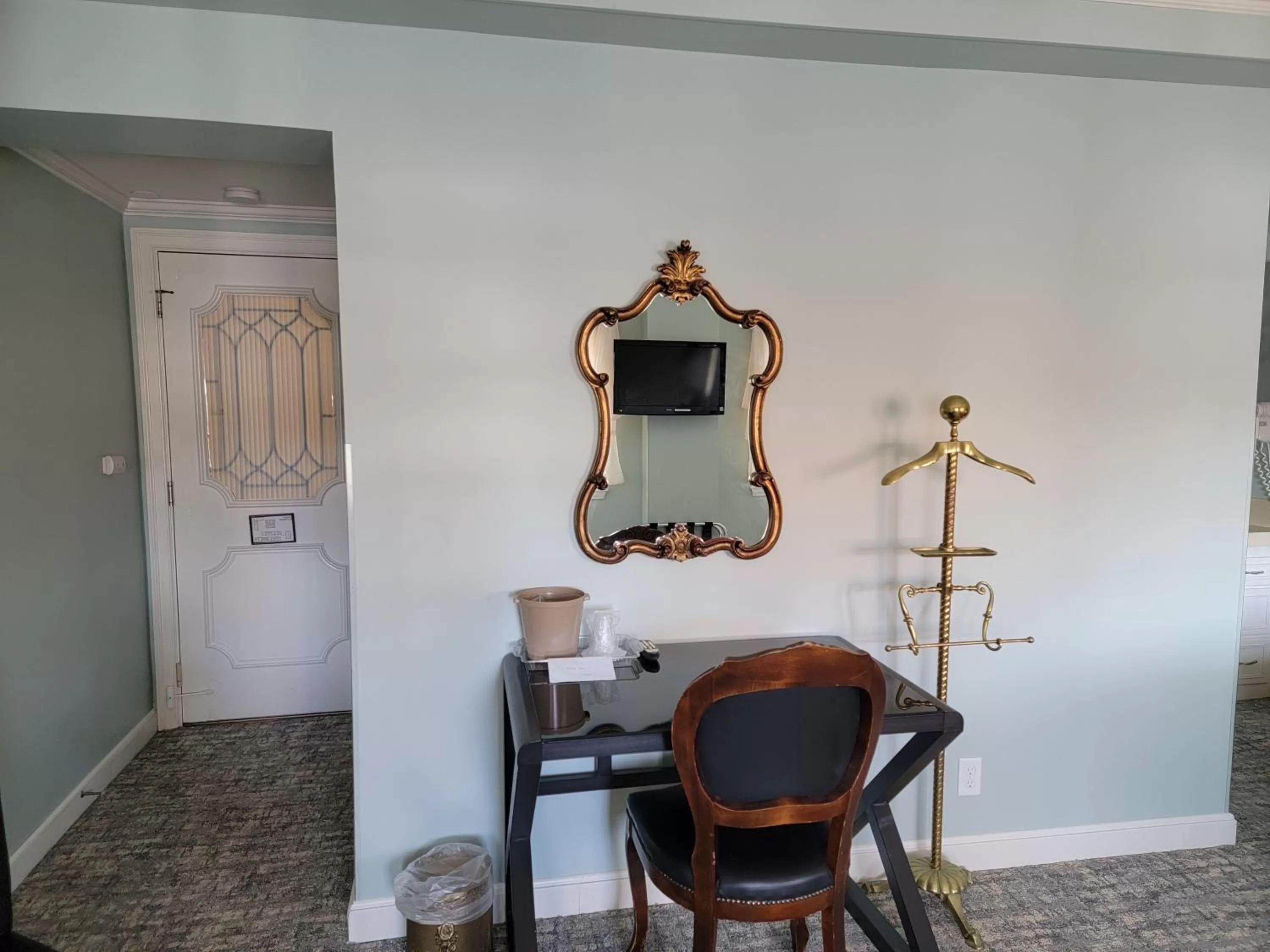 Decorative detail in Lowell Inn