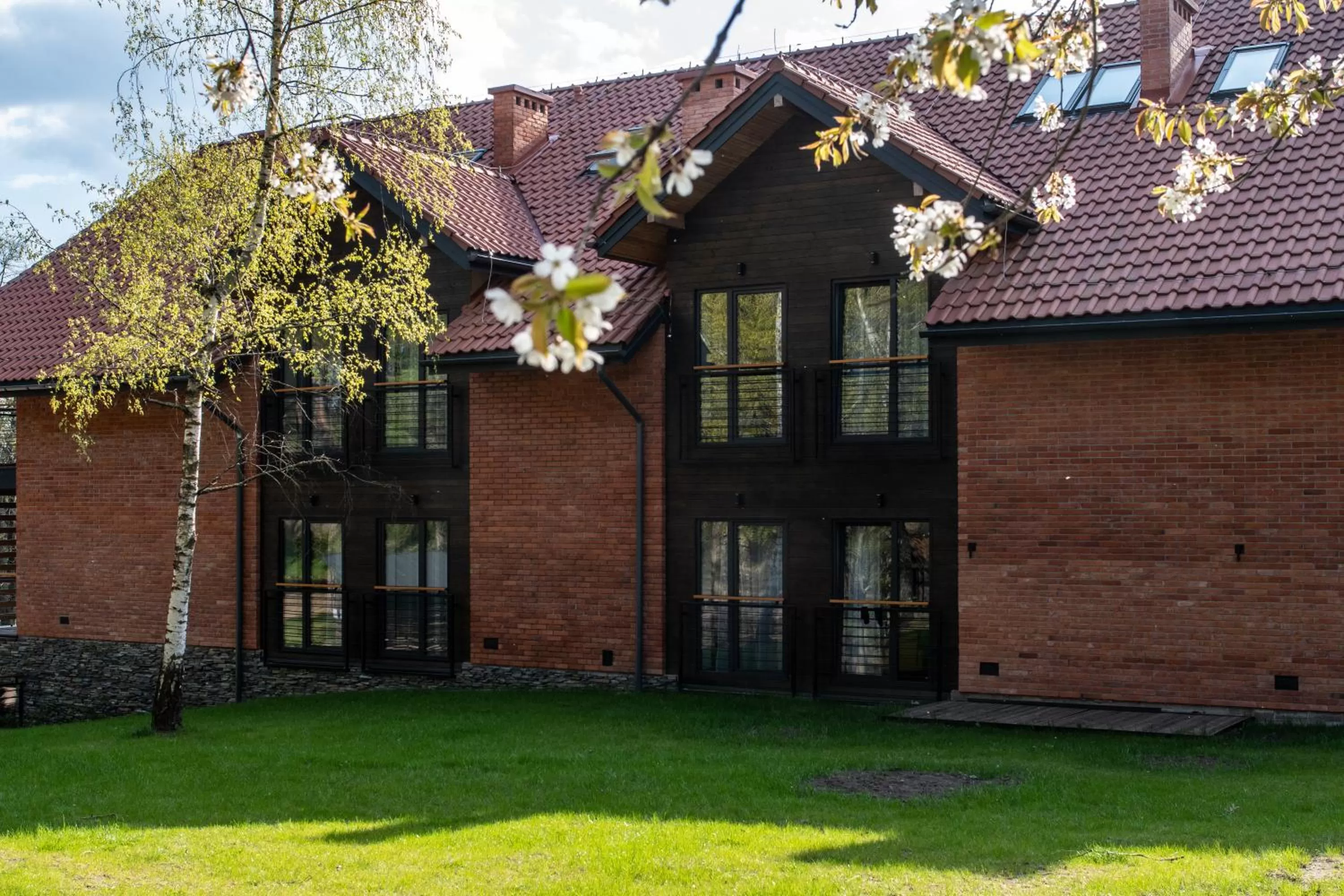 Property building in Róża Wiatrów