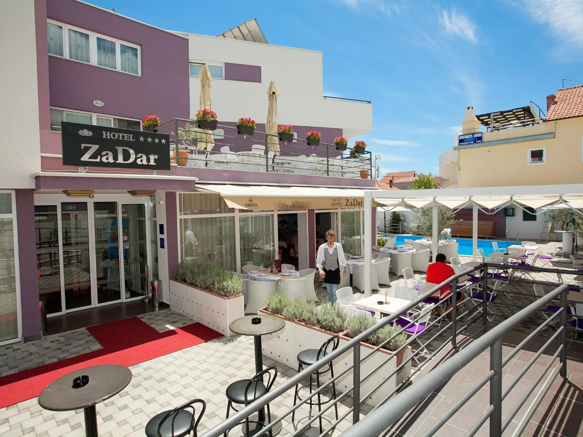 Restaurant/places to eat in Hotel ZaDar