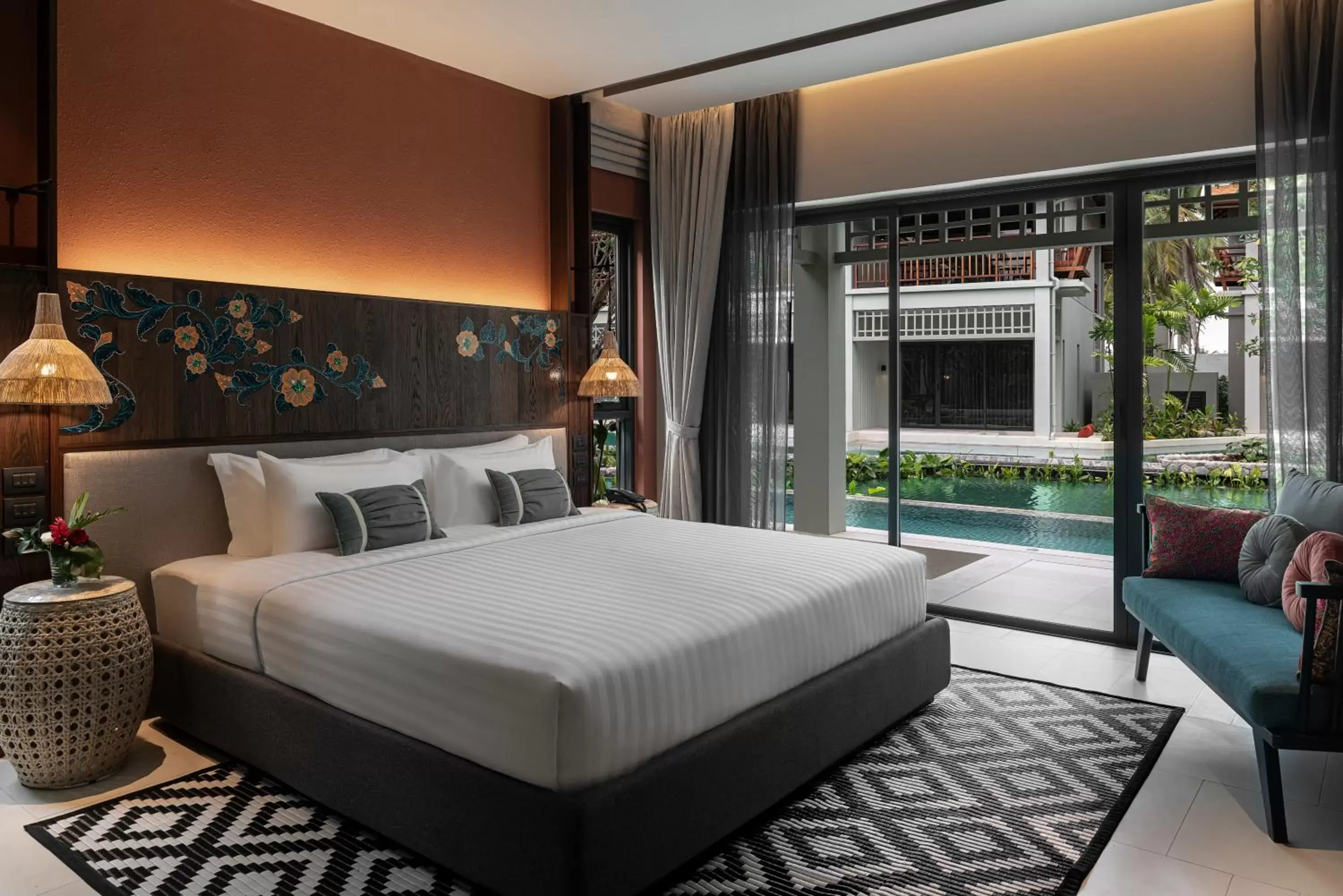 Deluxe King Room with Pool Access in Grand Mercure Khao Lak Bangsak Deluxe King Room with Pool Access in Grand Mercure Khao Lak Bangsak