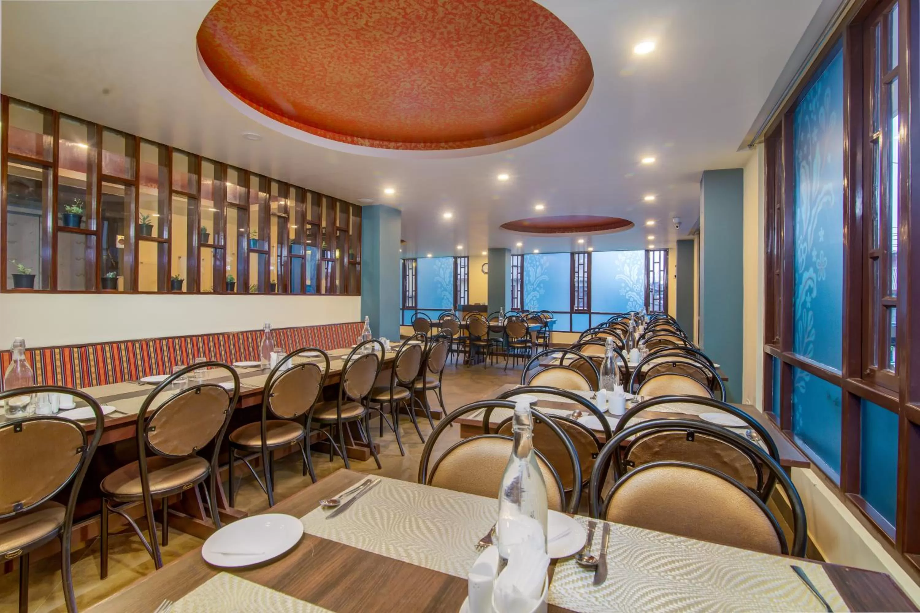 Restaurant/places to eat in Muscatel Grand Silkroute - 300 Mts from MG Marg