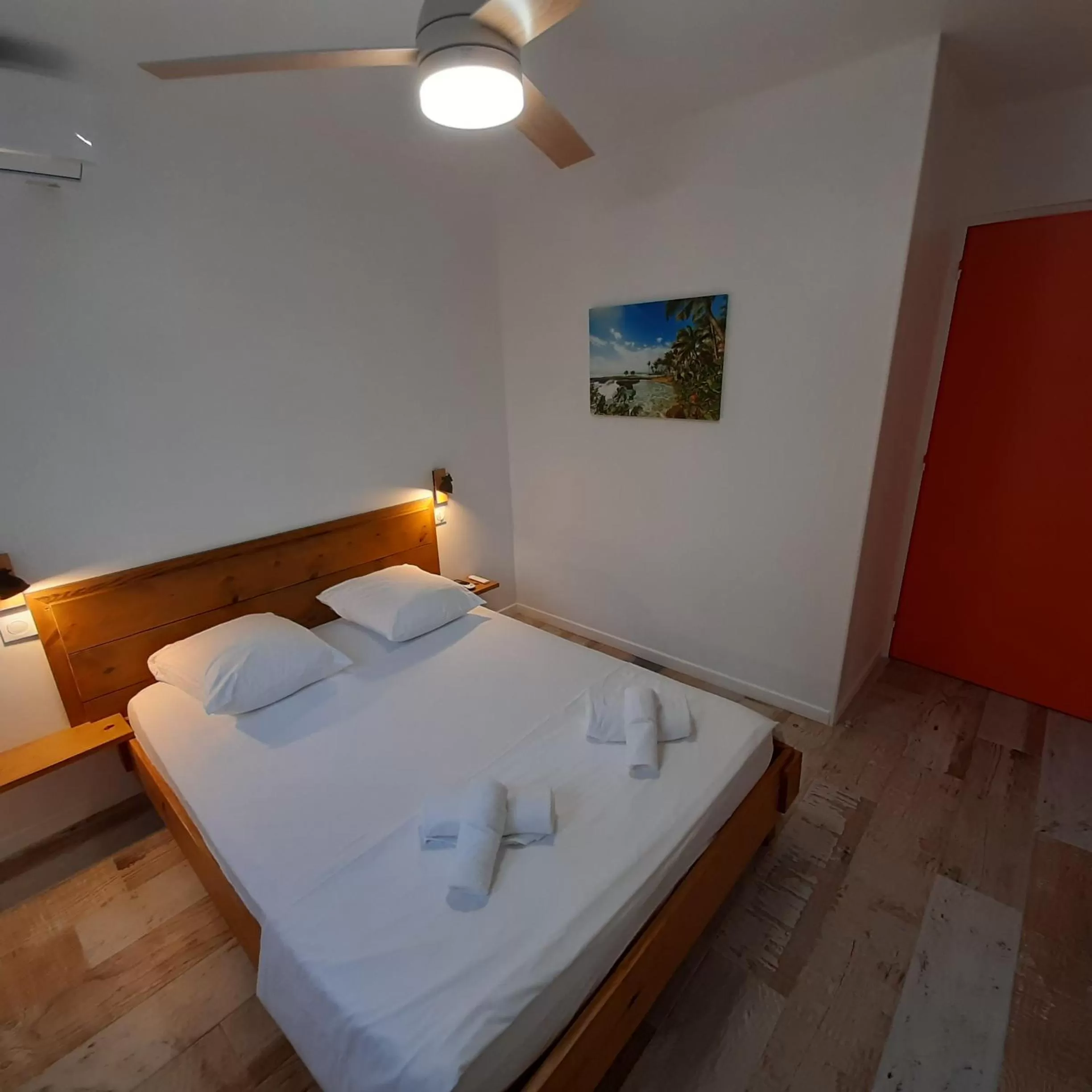 Bedroom, Bed in Les Gîtes de la Lézarde