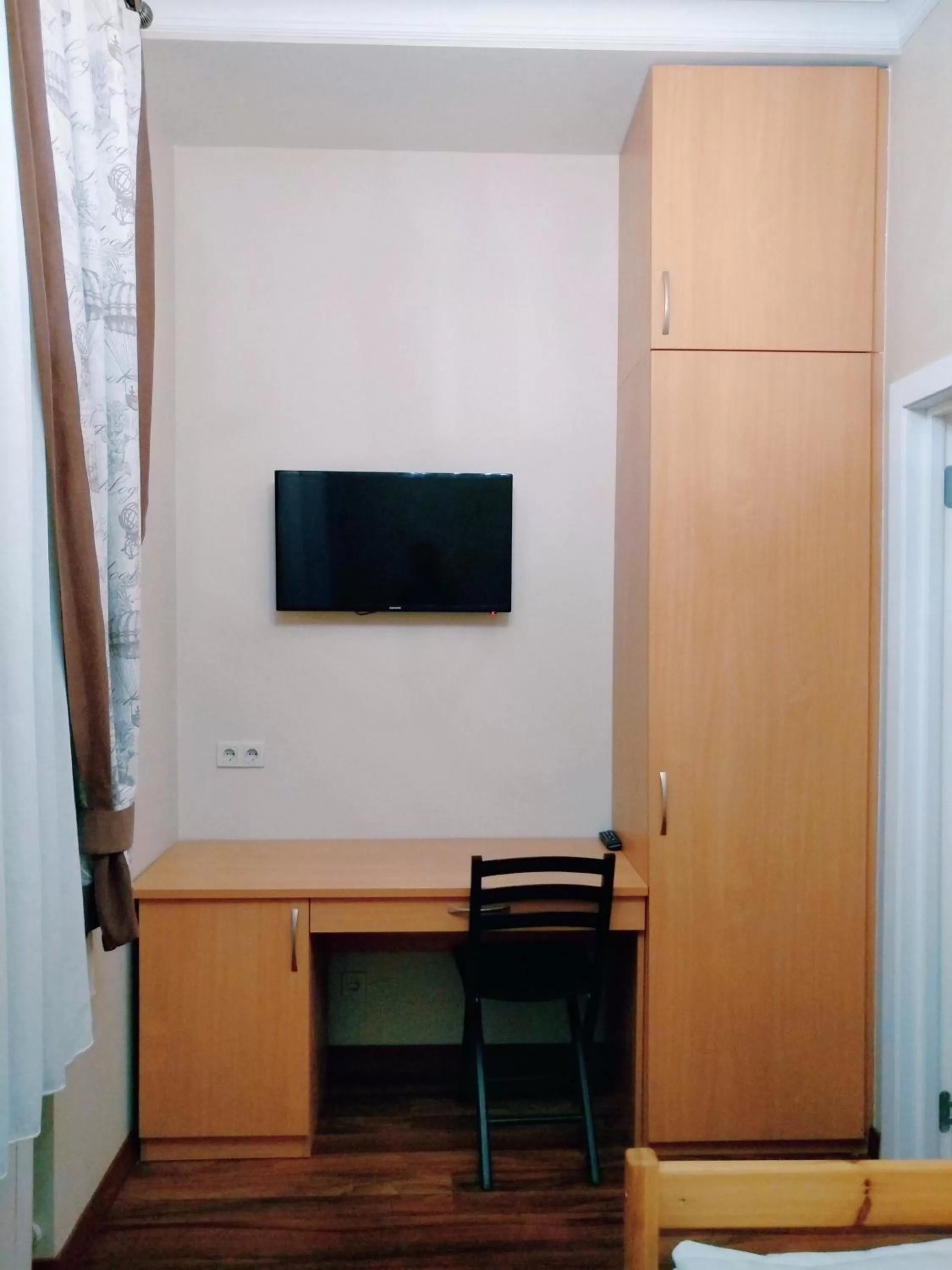 Other, TV/Entertainment Center in Belokorichi
