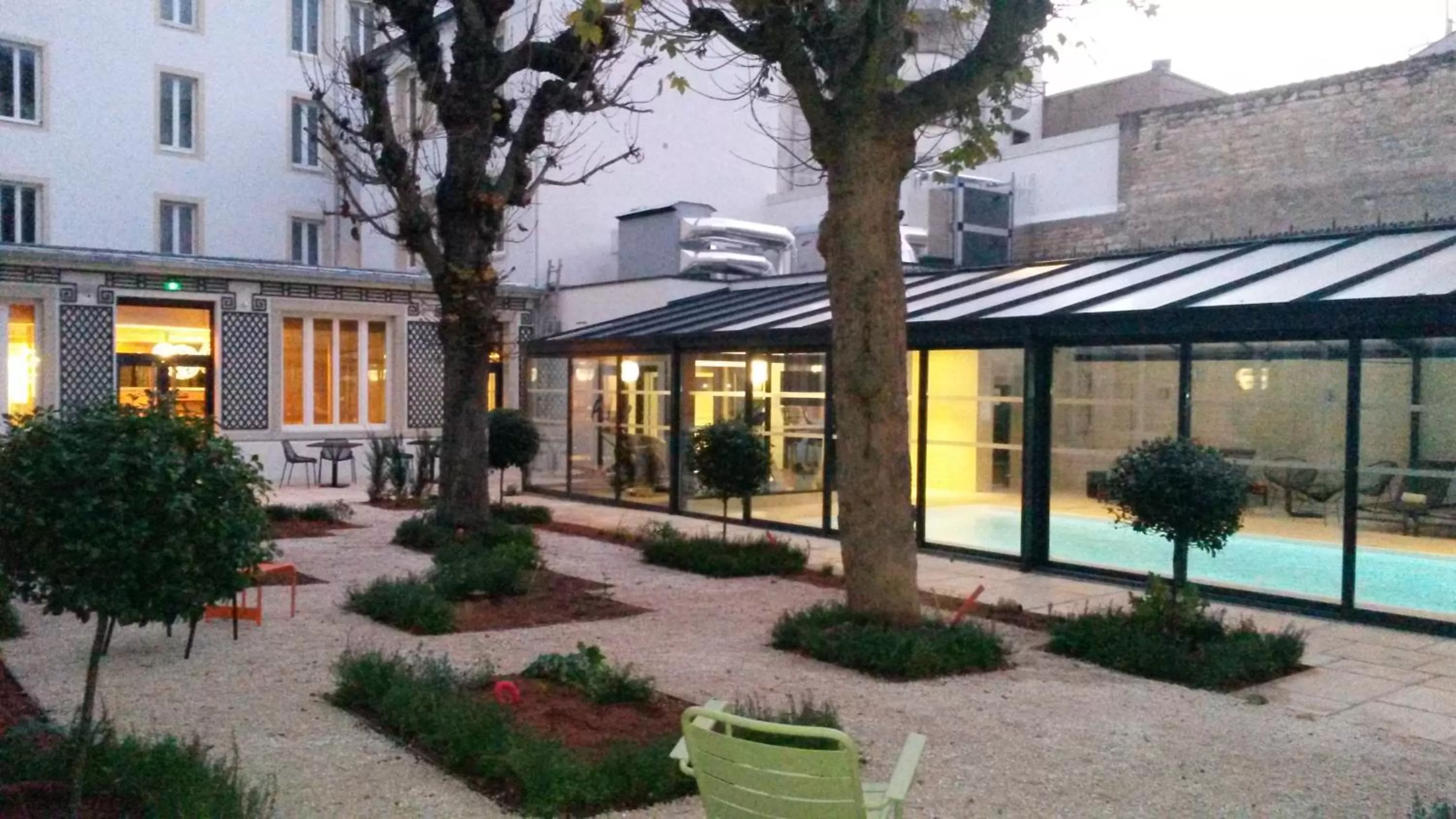 Garden in Oceania Le Jura Dijon