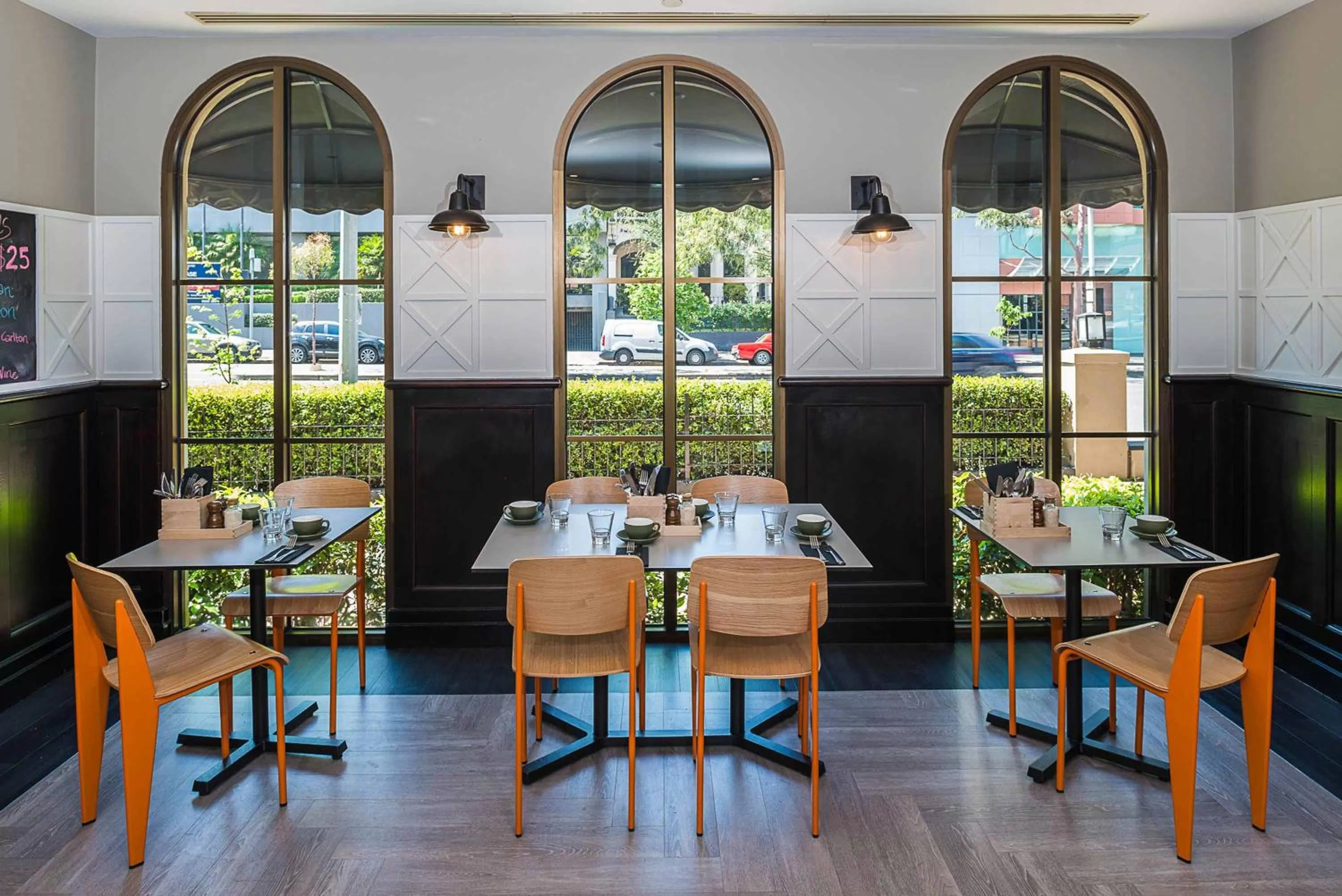 Restaurant/places to eat in Mantra on Jolimont Melbourne