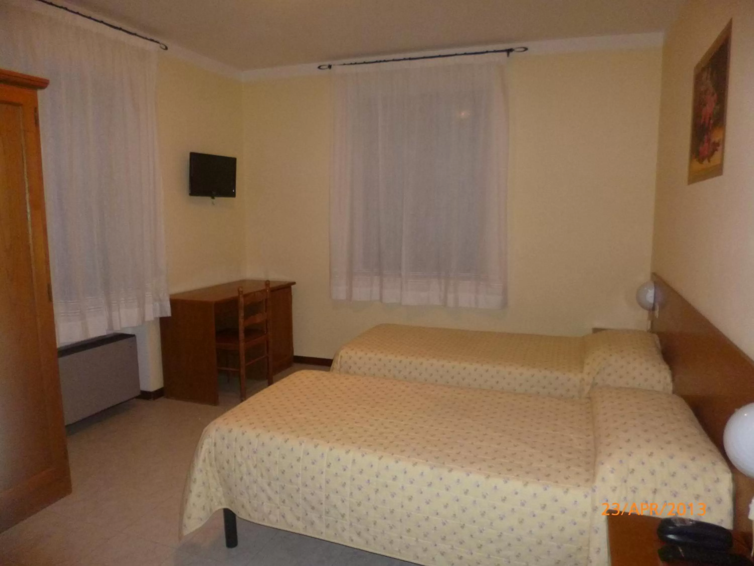 Bedroom, Bed in Albergo La Foresteria