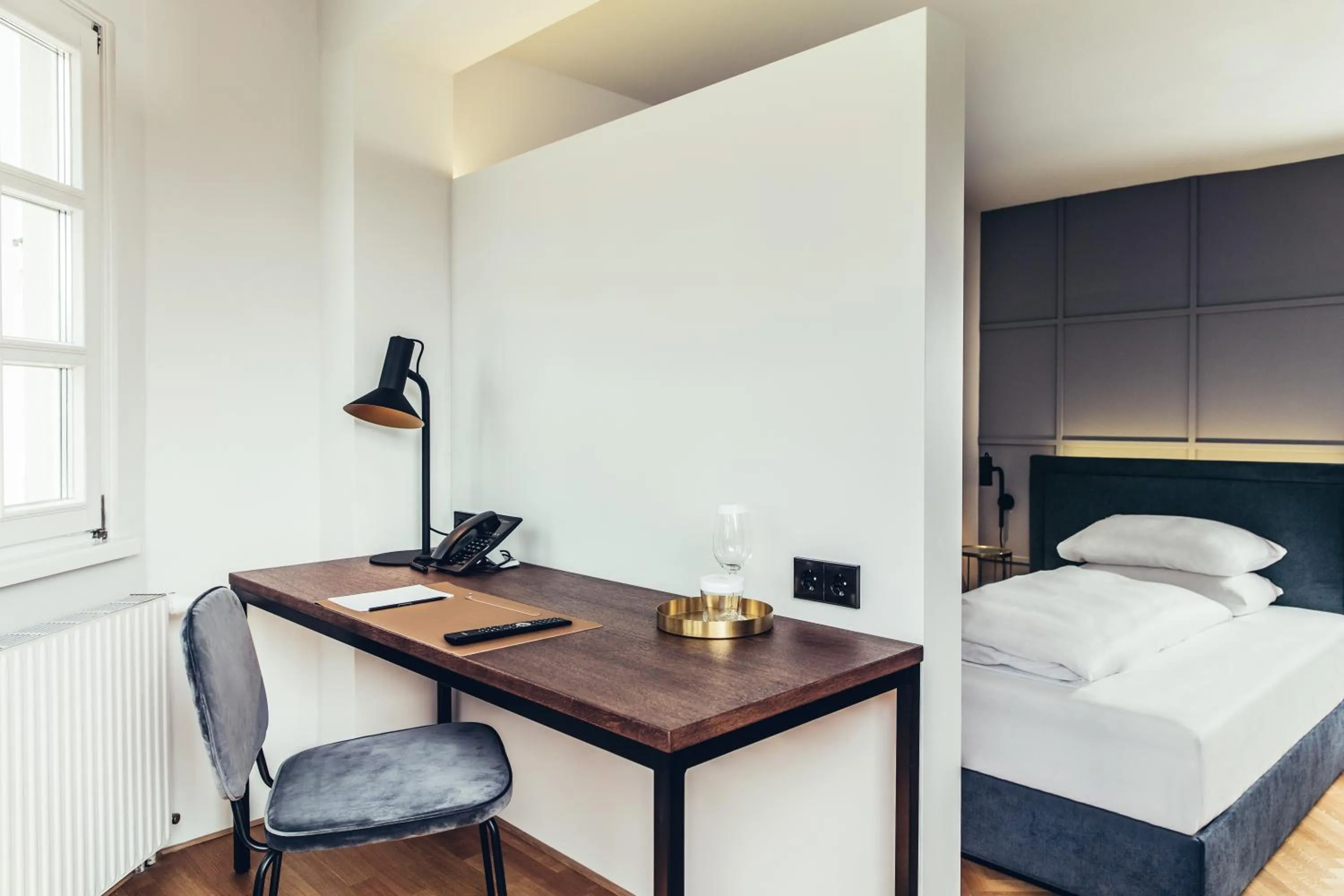 Photo of the whole room, Bed in Hotel Dermuth Klagenfurt