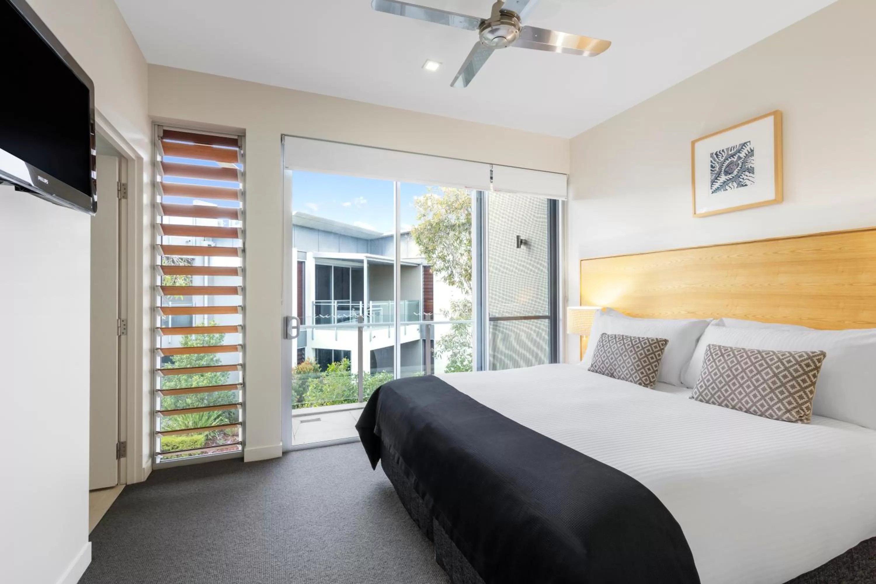 Bedroom, Bed in RACV Noosa Resort
