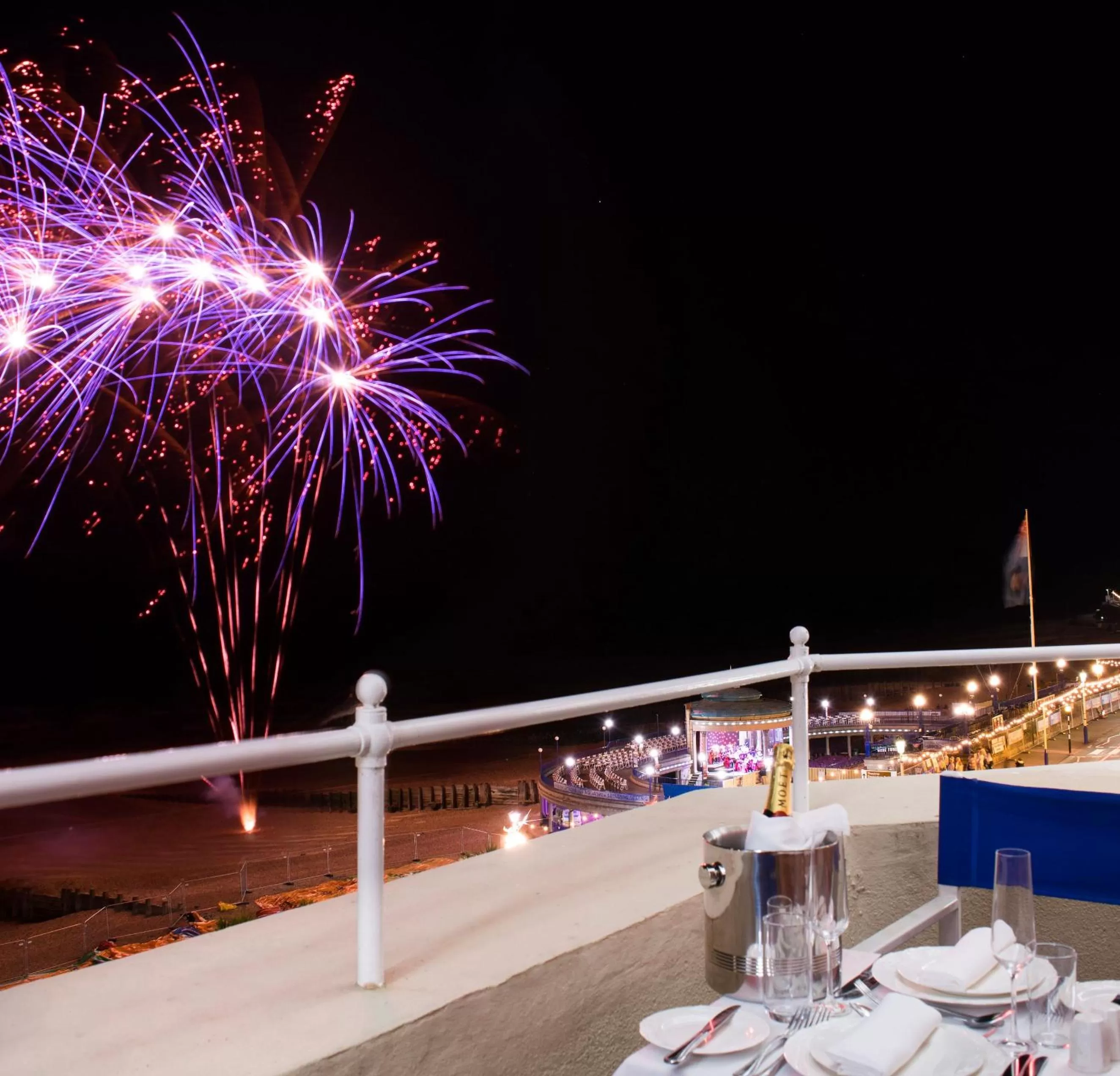 Night in The Chatsworth Hotel