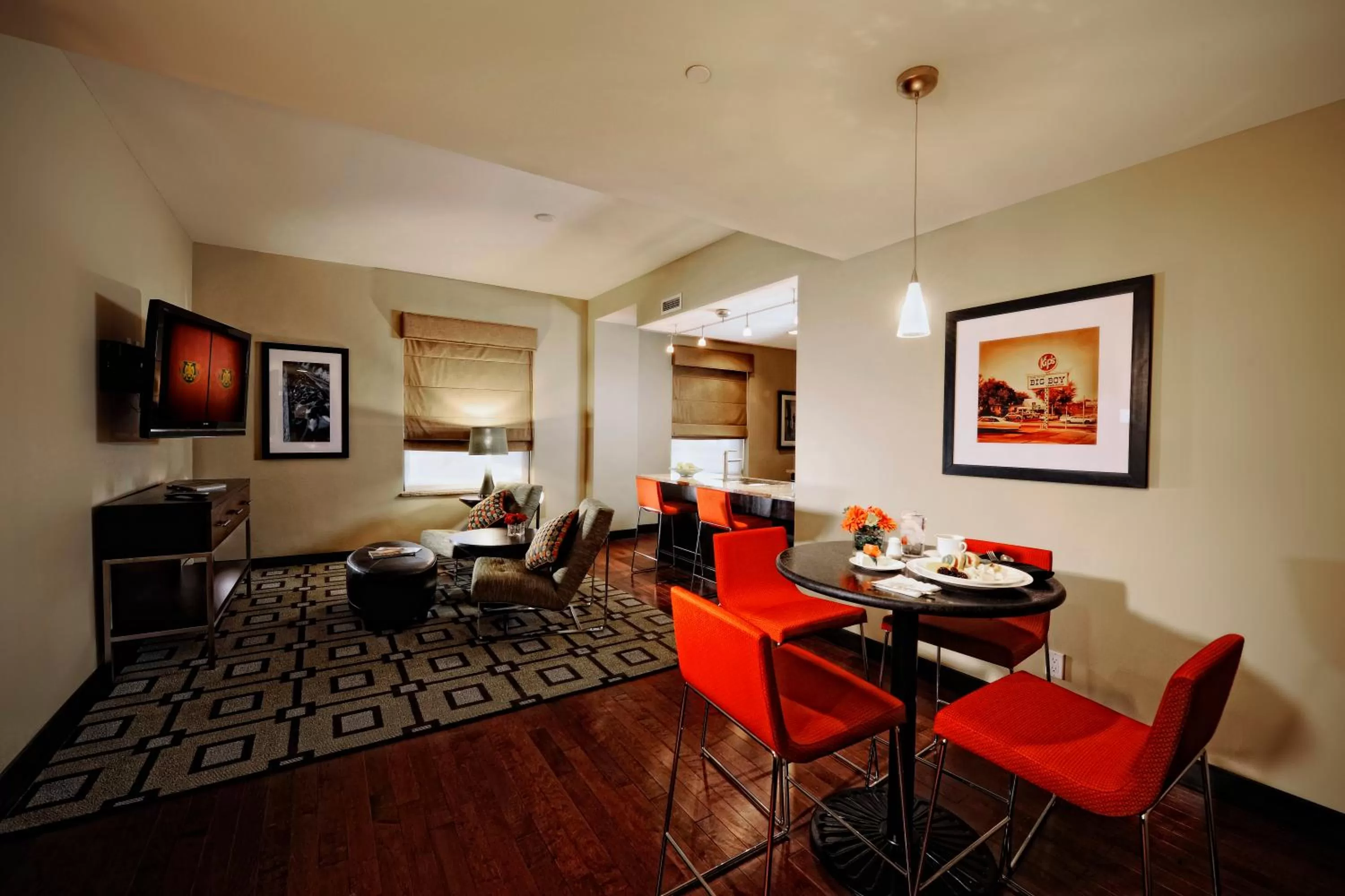 Living room in The Mayo Hotel