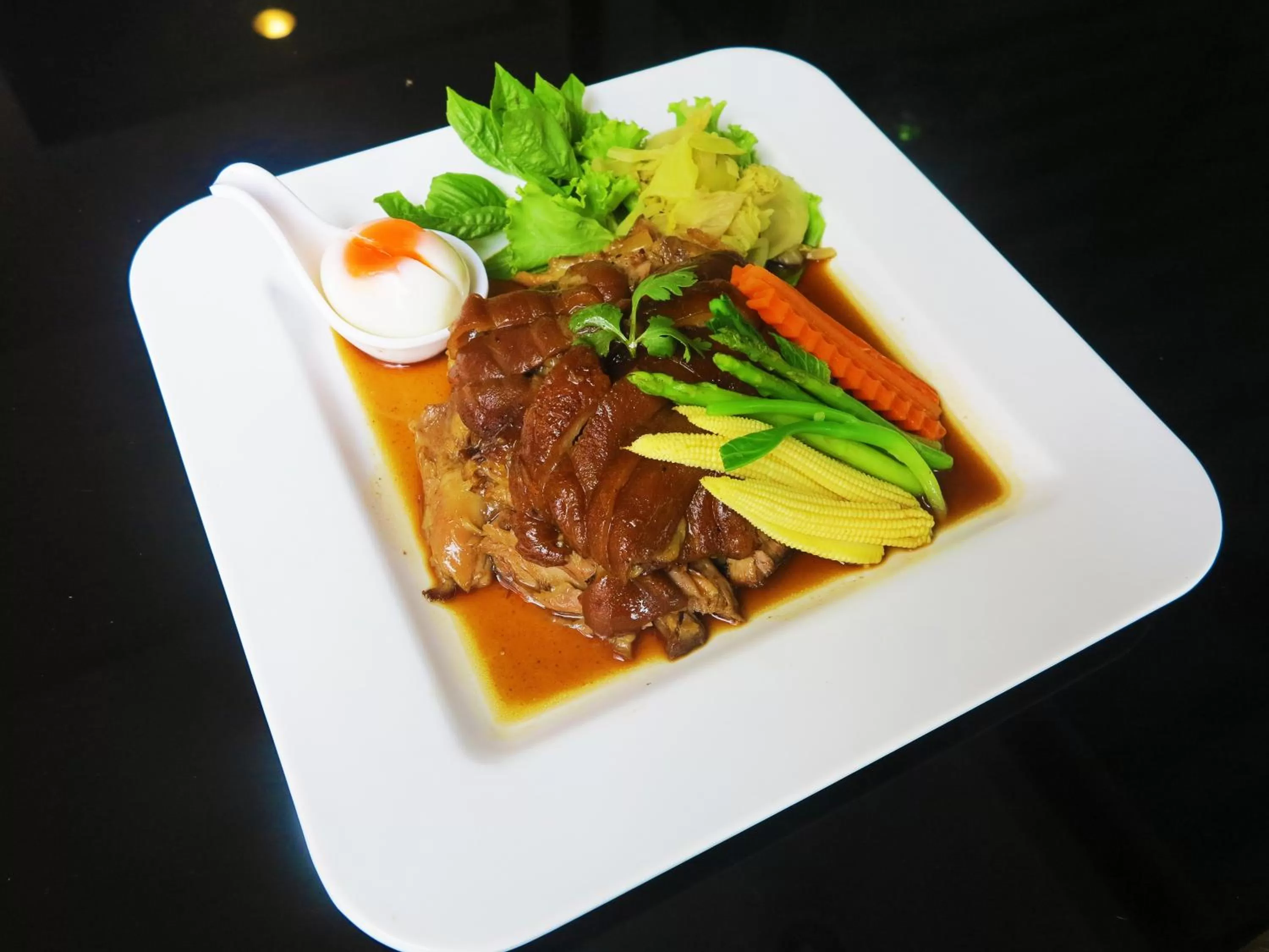 Food and drinks in Phanomrungpuri Hotel Buriram