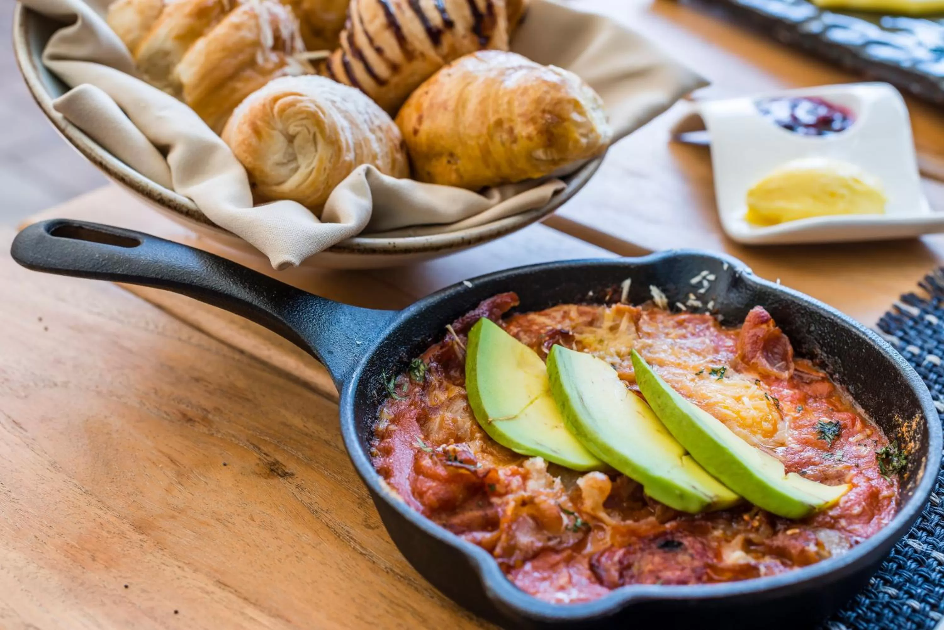 Restaurant/places to eat in InterContinental Medellin - Movich by IHG