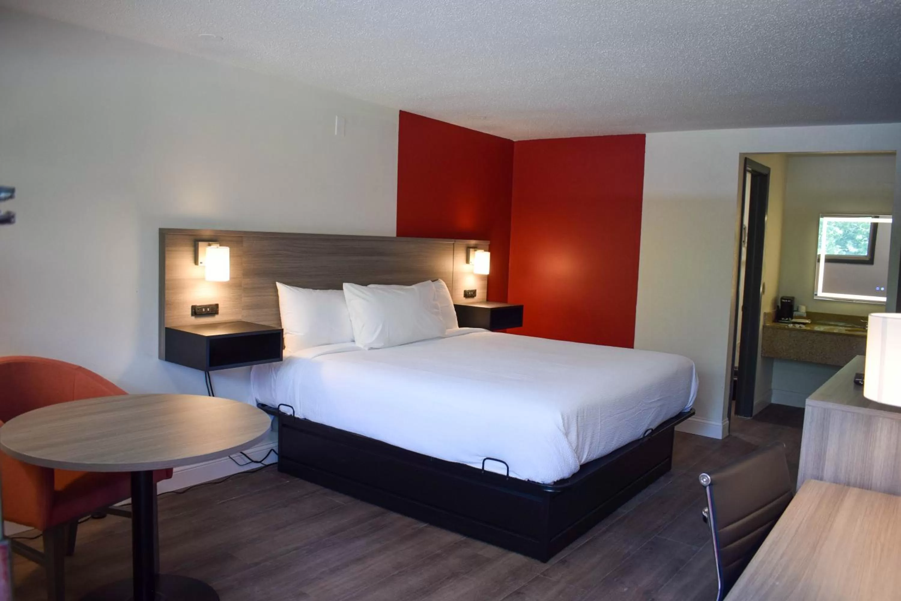 King Room with Roll-In Shower - Mobility Accessible/Non-Smoking in Ramada by Wyndham Cleveland Airport West