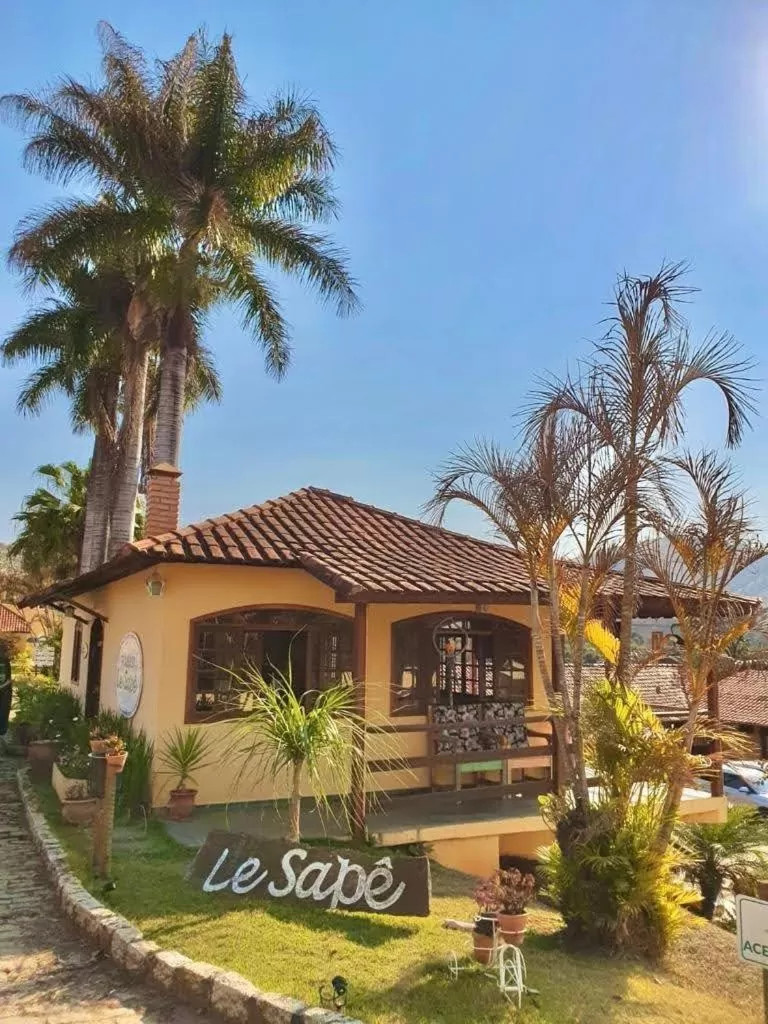 Property Building in Pousada Le Sapê