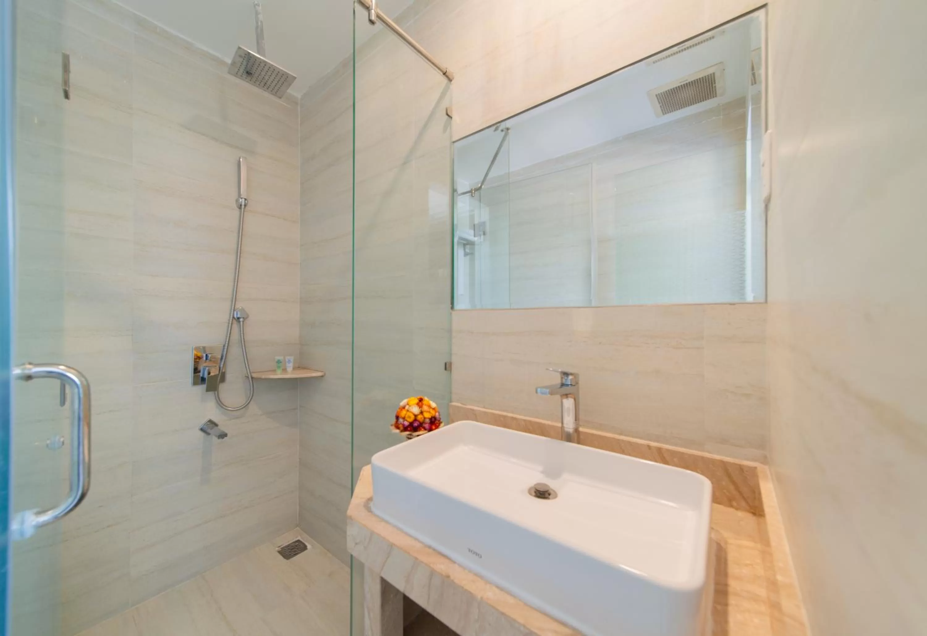 Toilet in Seven Seas Hotel Nha Trang