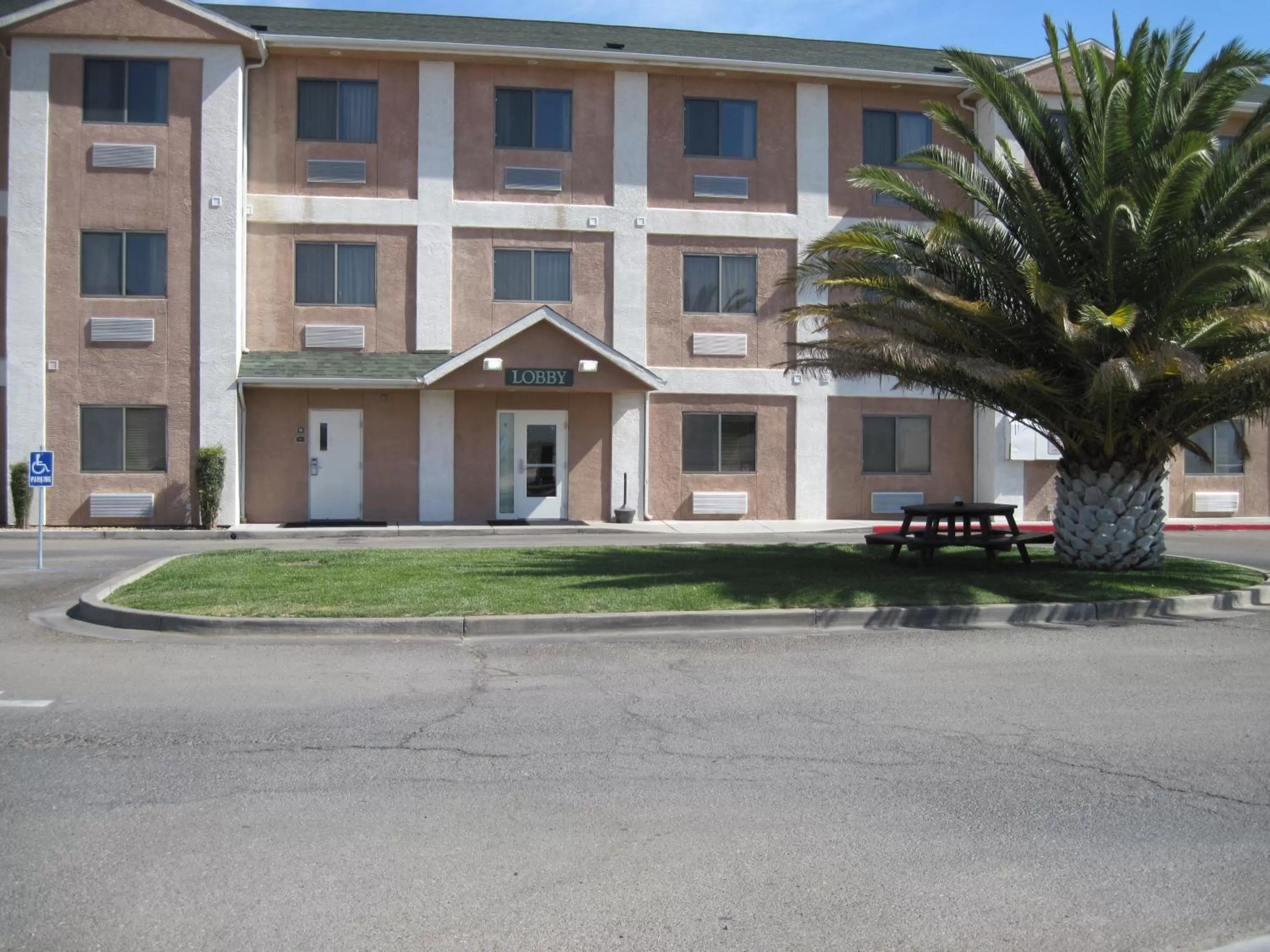 Other in Travelodge by Wyndham Yermo