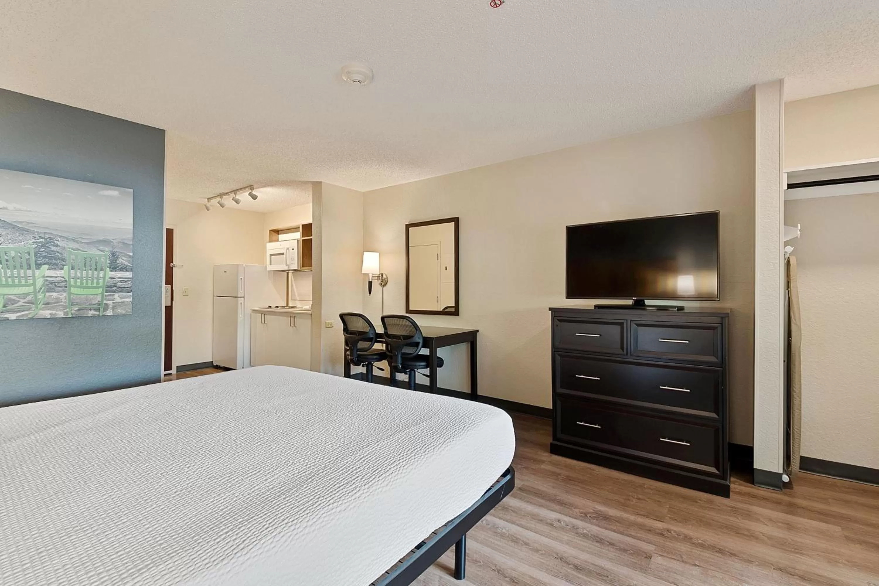 Photo of the whole room, Bed in Extended Stay America Premier Suites - Miami - Downtown Brickell - Cruise Port