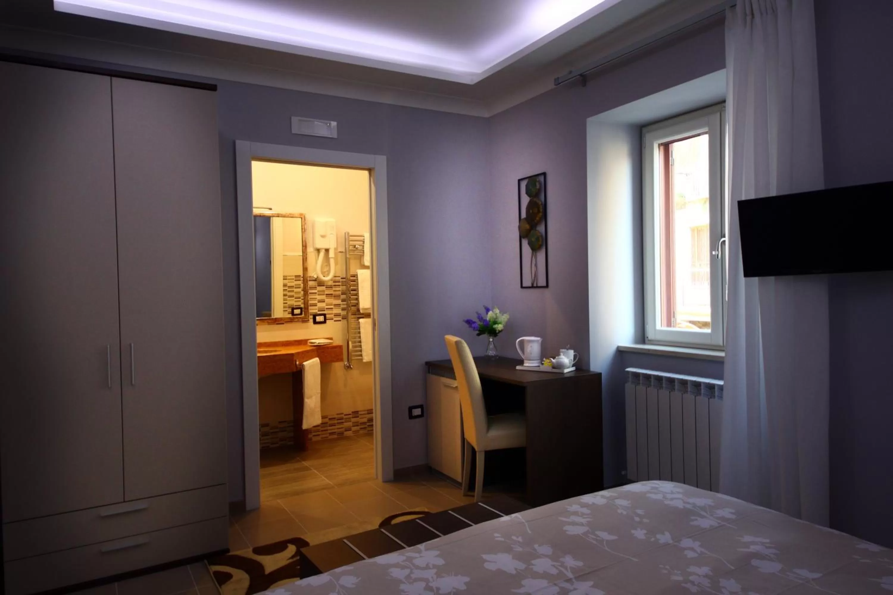 Photo of the whole room, Bed in La Corte del Geco