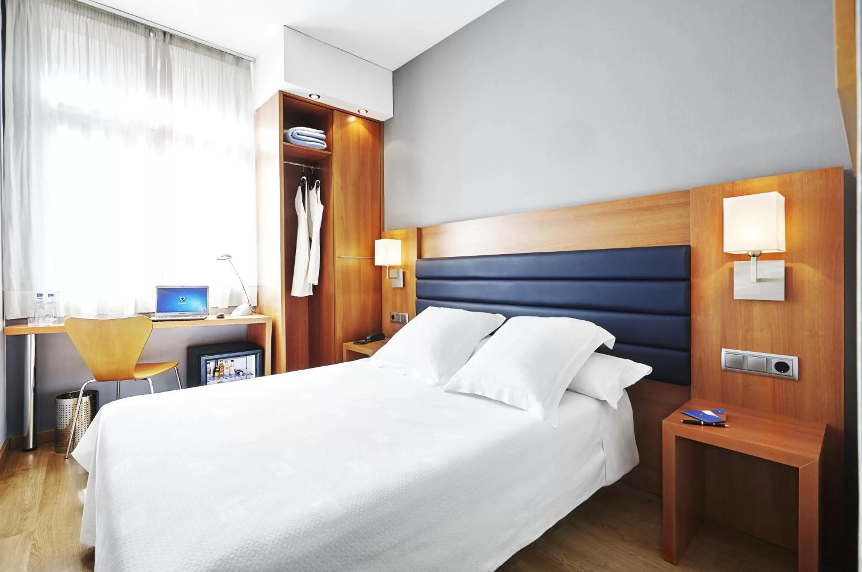 Bed in Barcelona Century Hotel