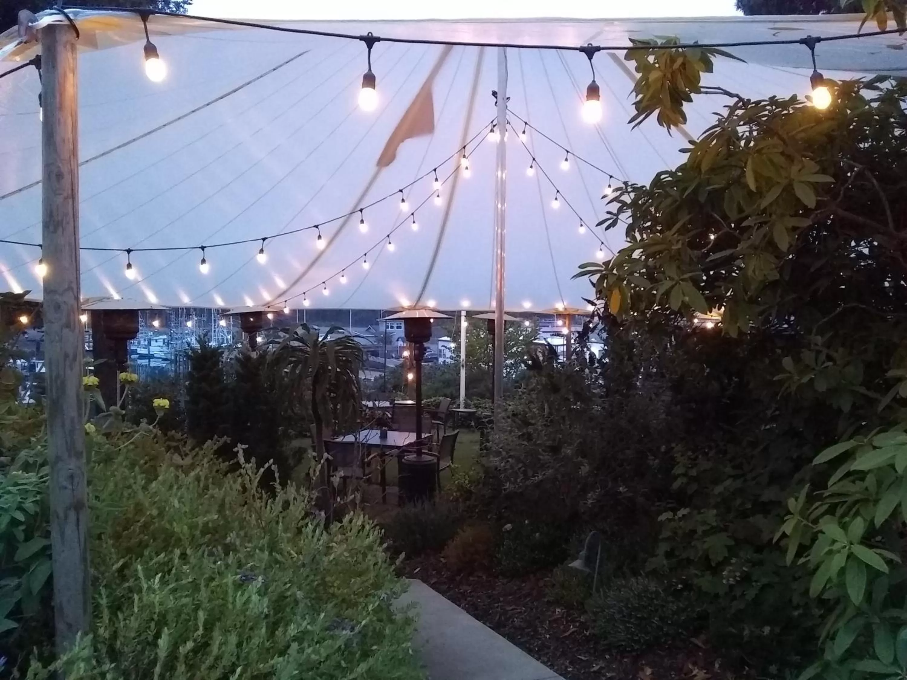 Property building in Noyo Harbor Inn