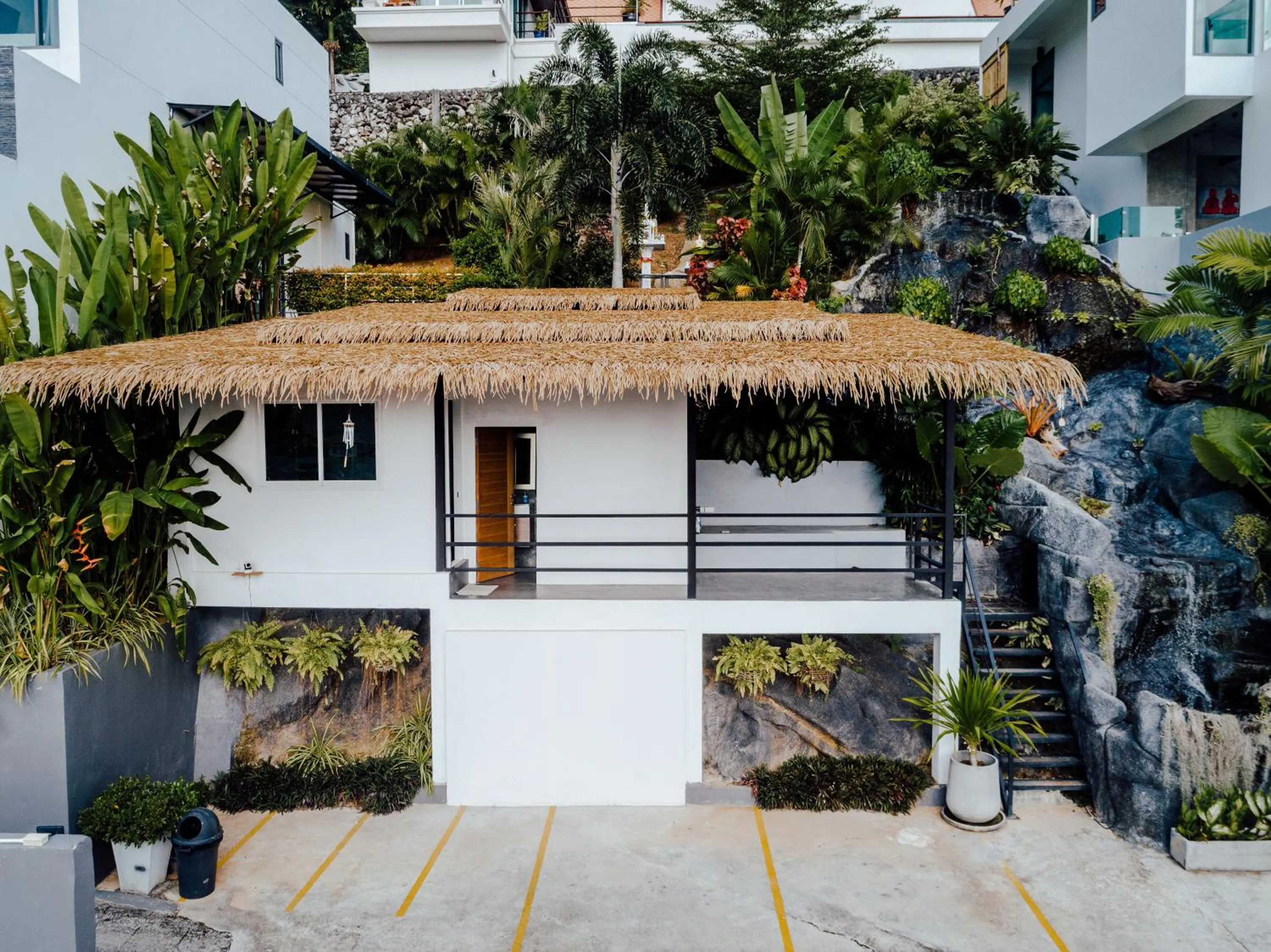 Parking in Baan Saint-Tropez Seaview Villas Kata Beach