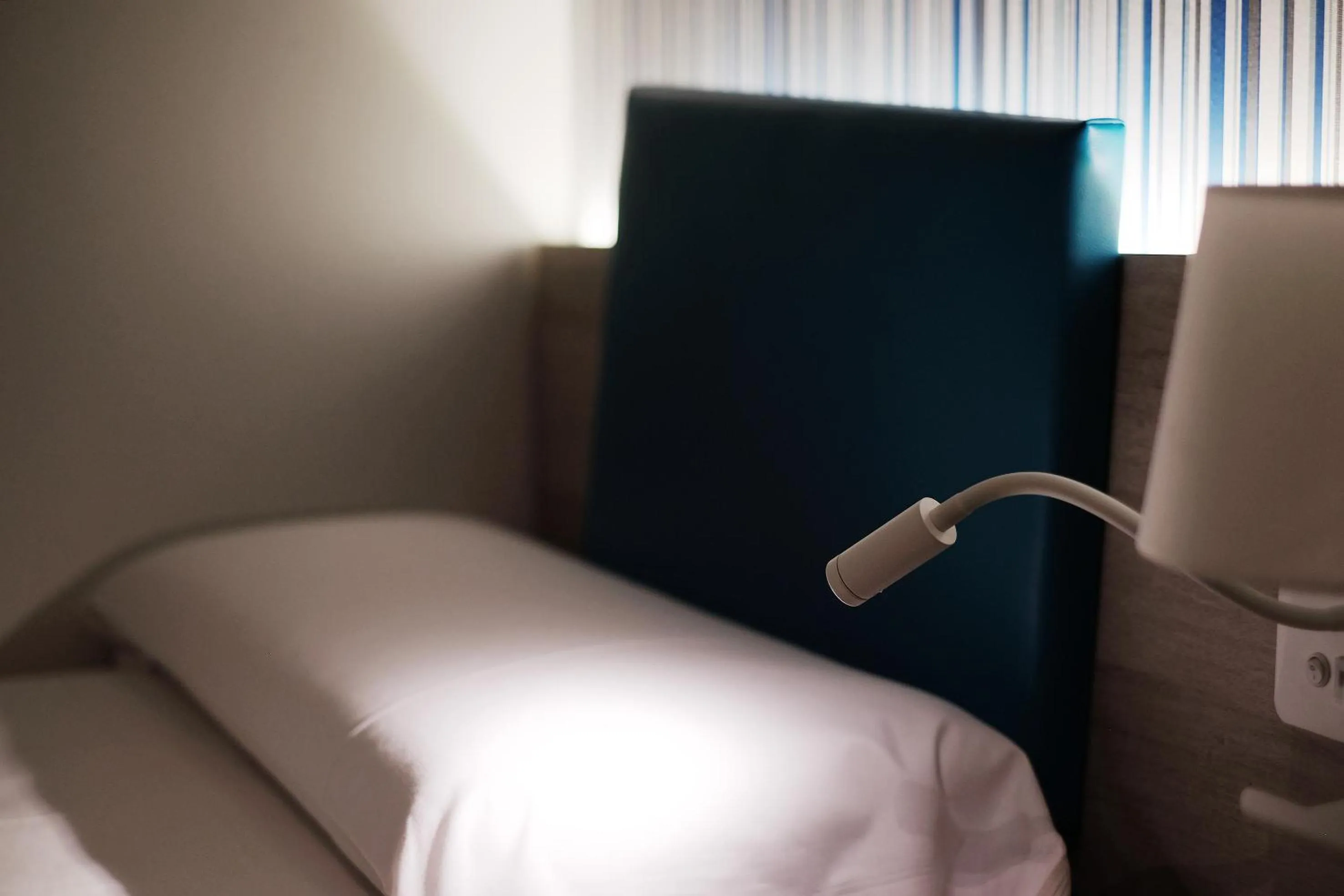 Bedroom, Bed in Hotel Mediterraneo Valencia