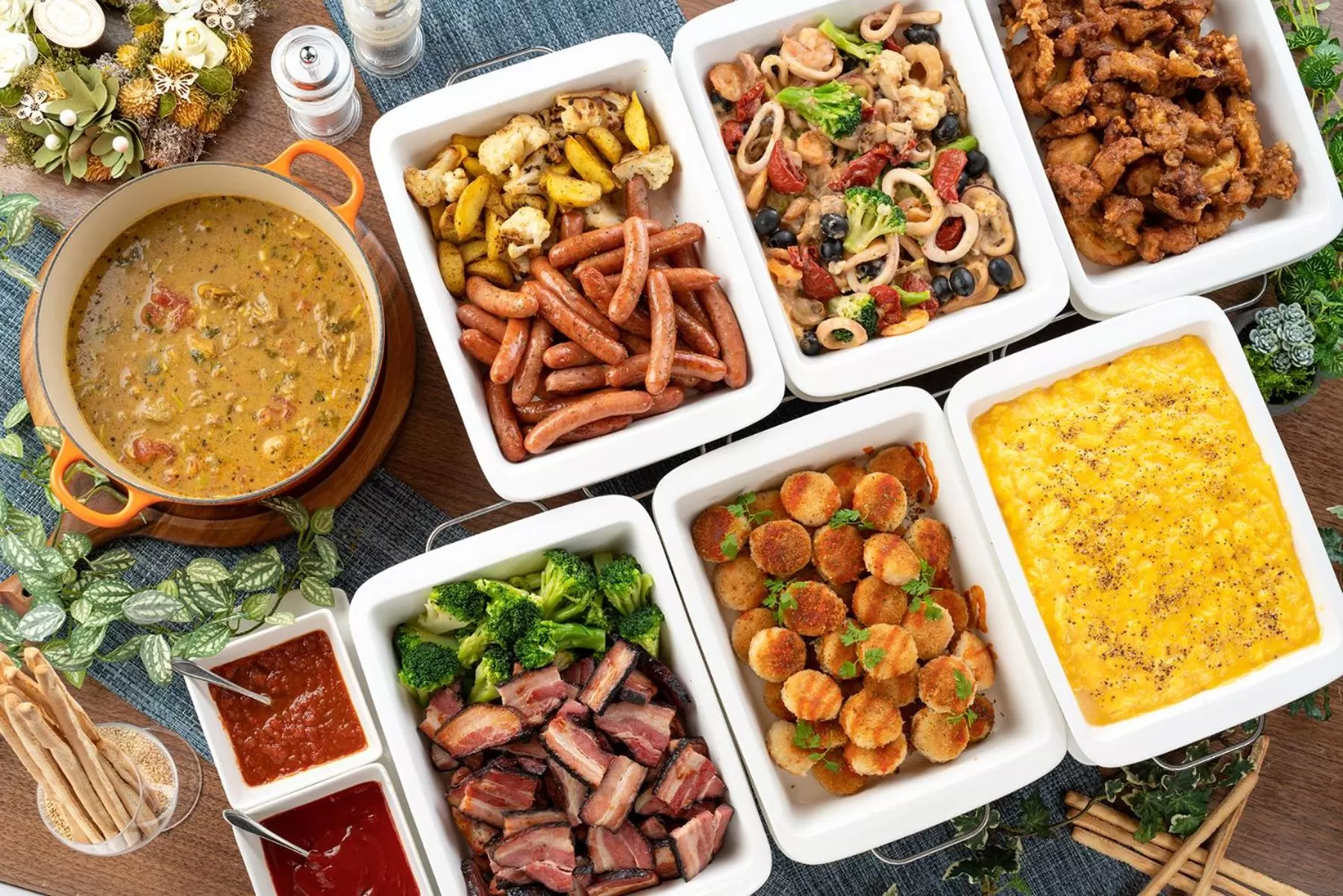 Restaurant/places to eat in Sakura Terrace