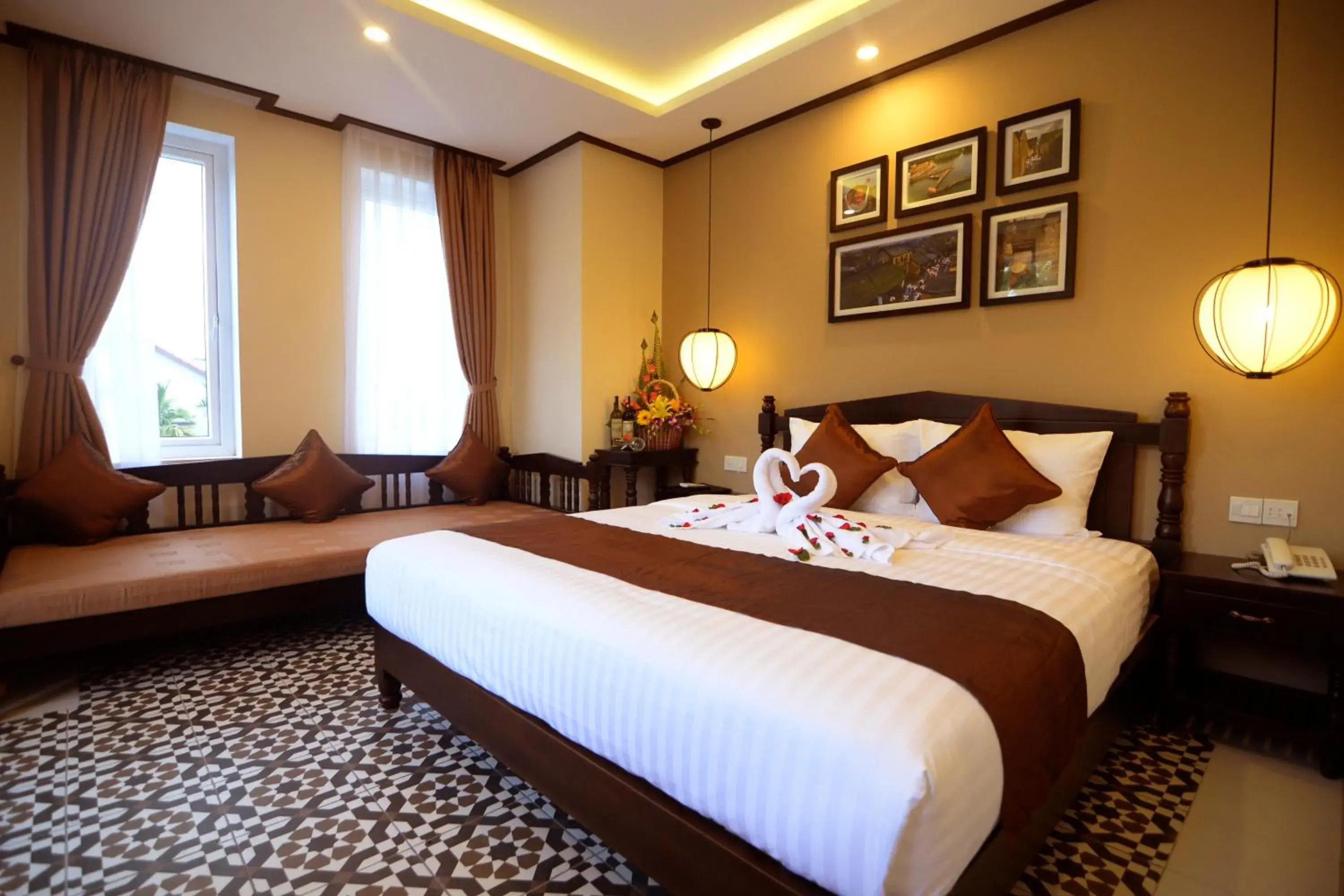 Deluxe Double Room with Balcony - single occupancy in Golden Bell Backpacker Hotel & Pool Bar Deluxe Double Room with Balcony - single occupancy in Golden Bell Backpacker Hotel & Pool Bar