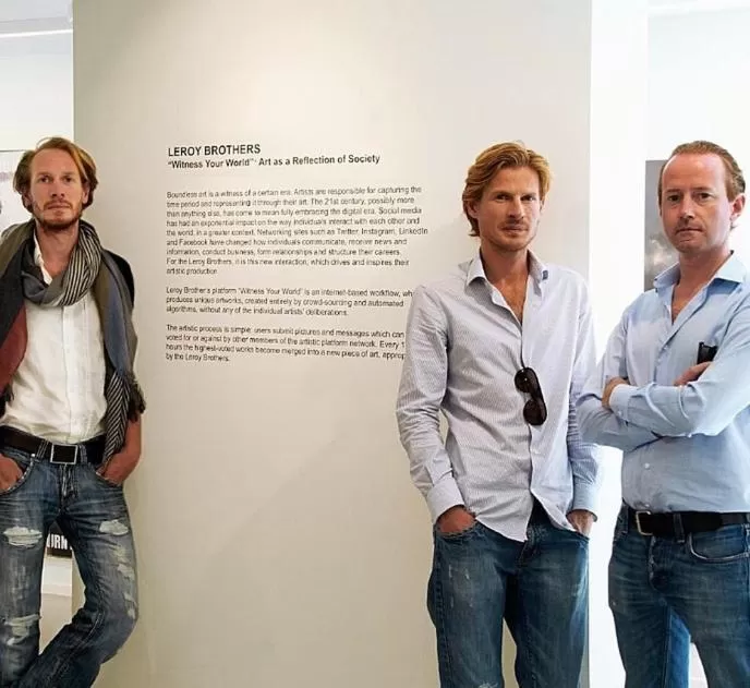 Staff in Toile Blanche