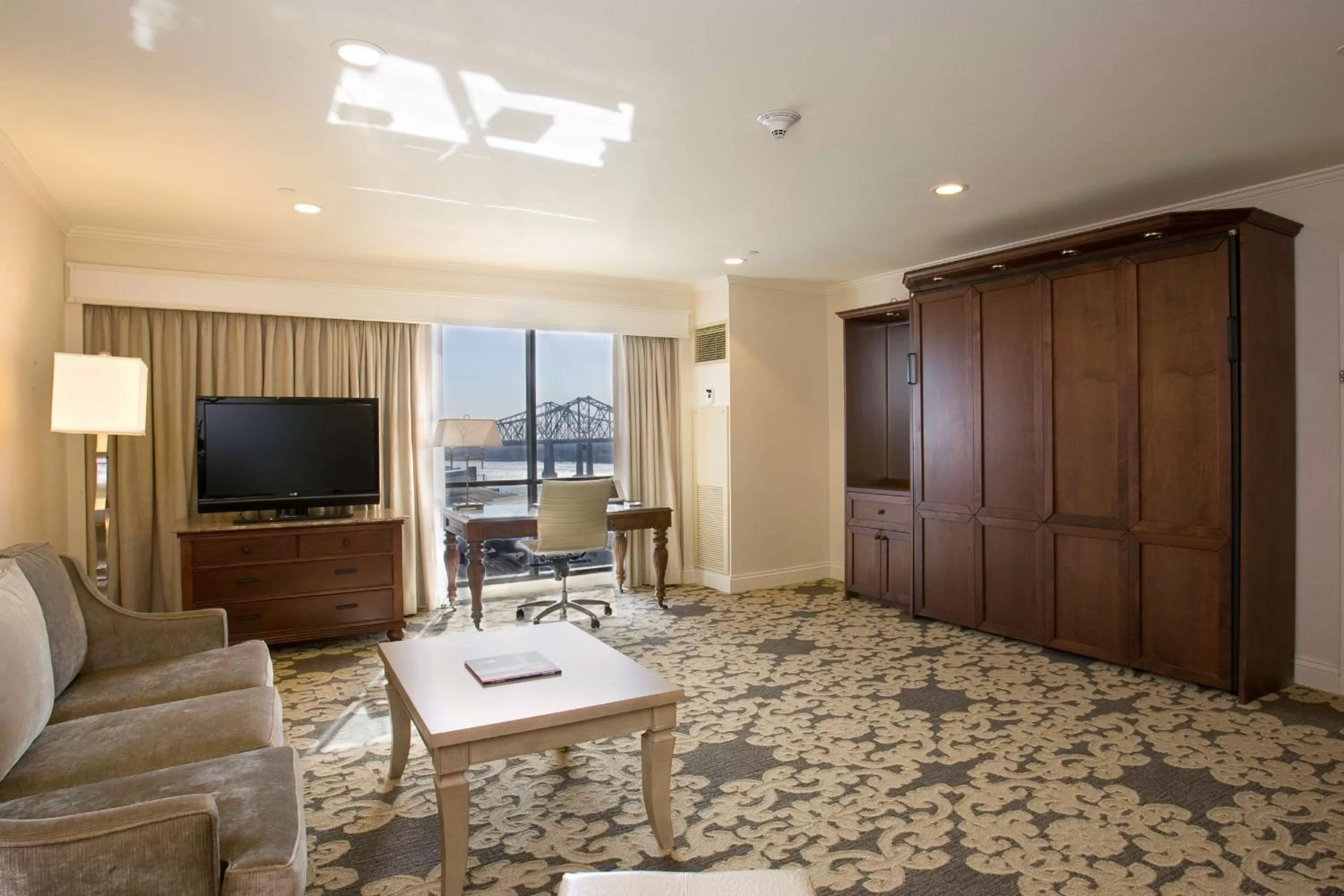 Living room in Hilton New Orleans Riverside