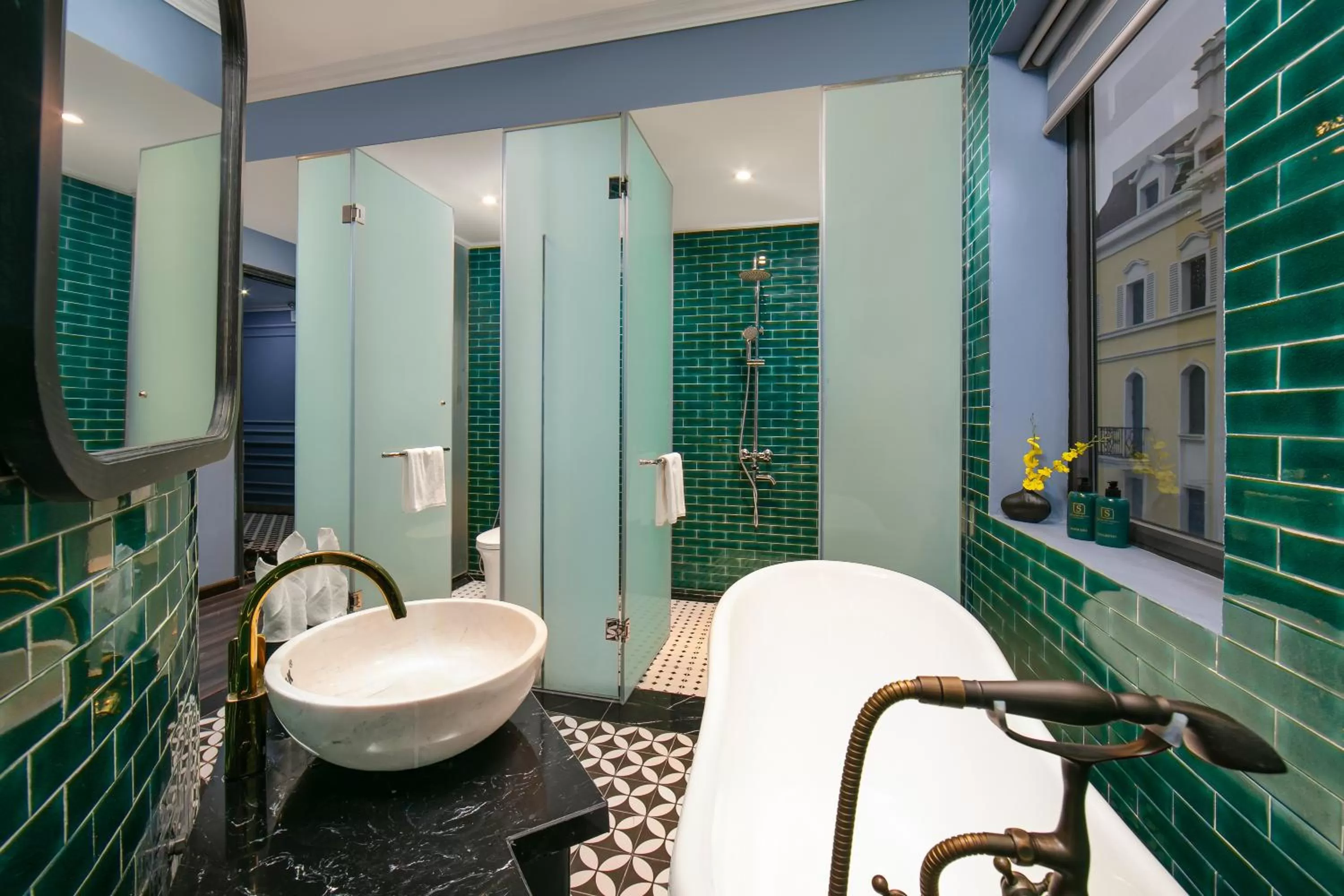 Bathroom in The Exquisite HaLong Hotel