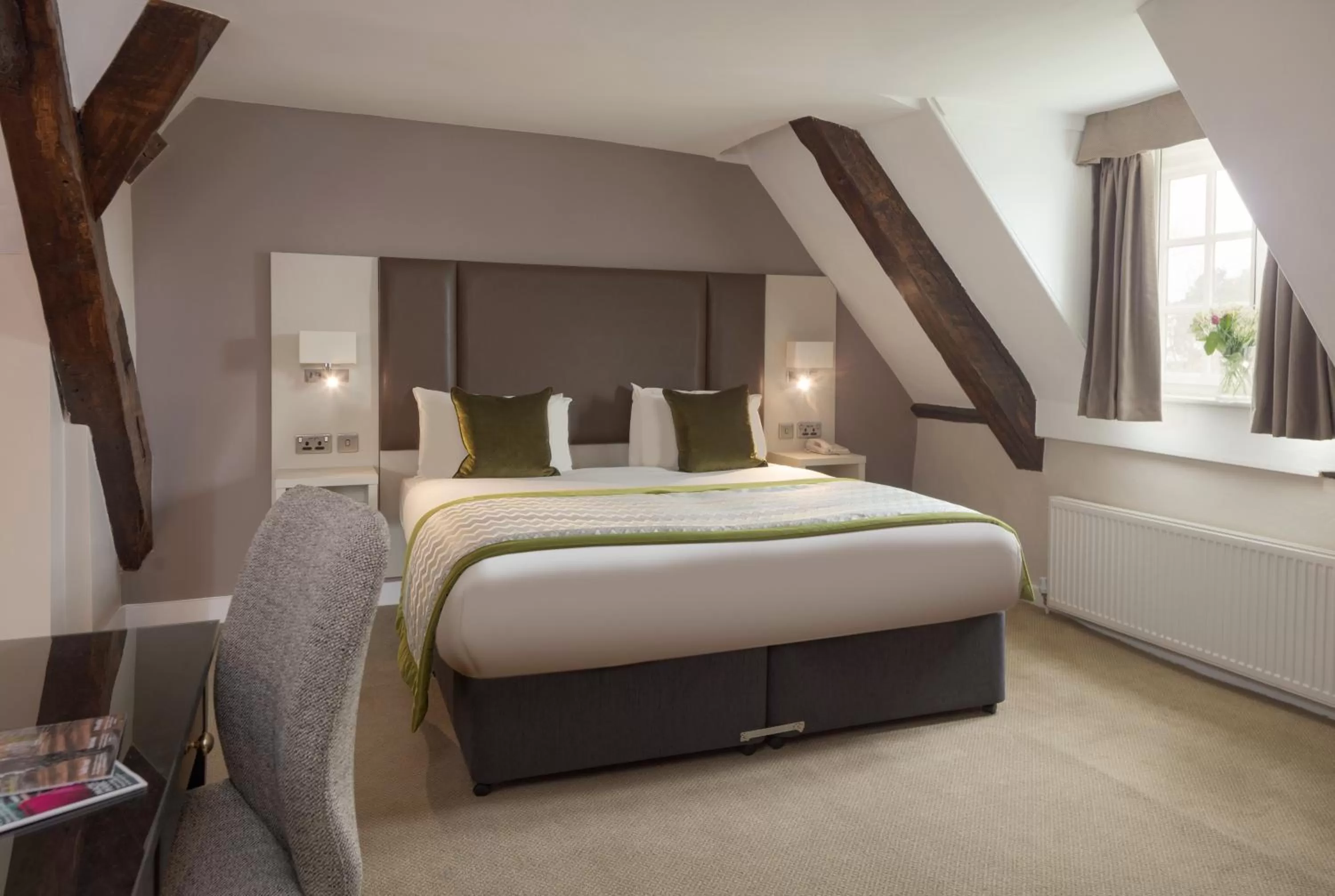 Bed in Albrighton Hall Hotel and Spa, a member of Radisson Individuals