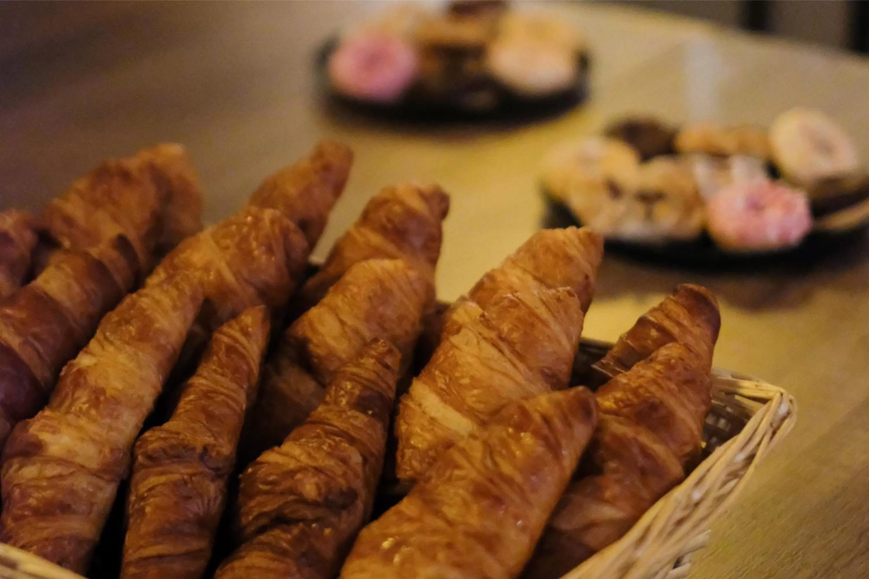 Buffet breakfast in Two Brothers Noordwijk Beach