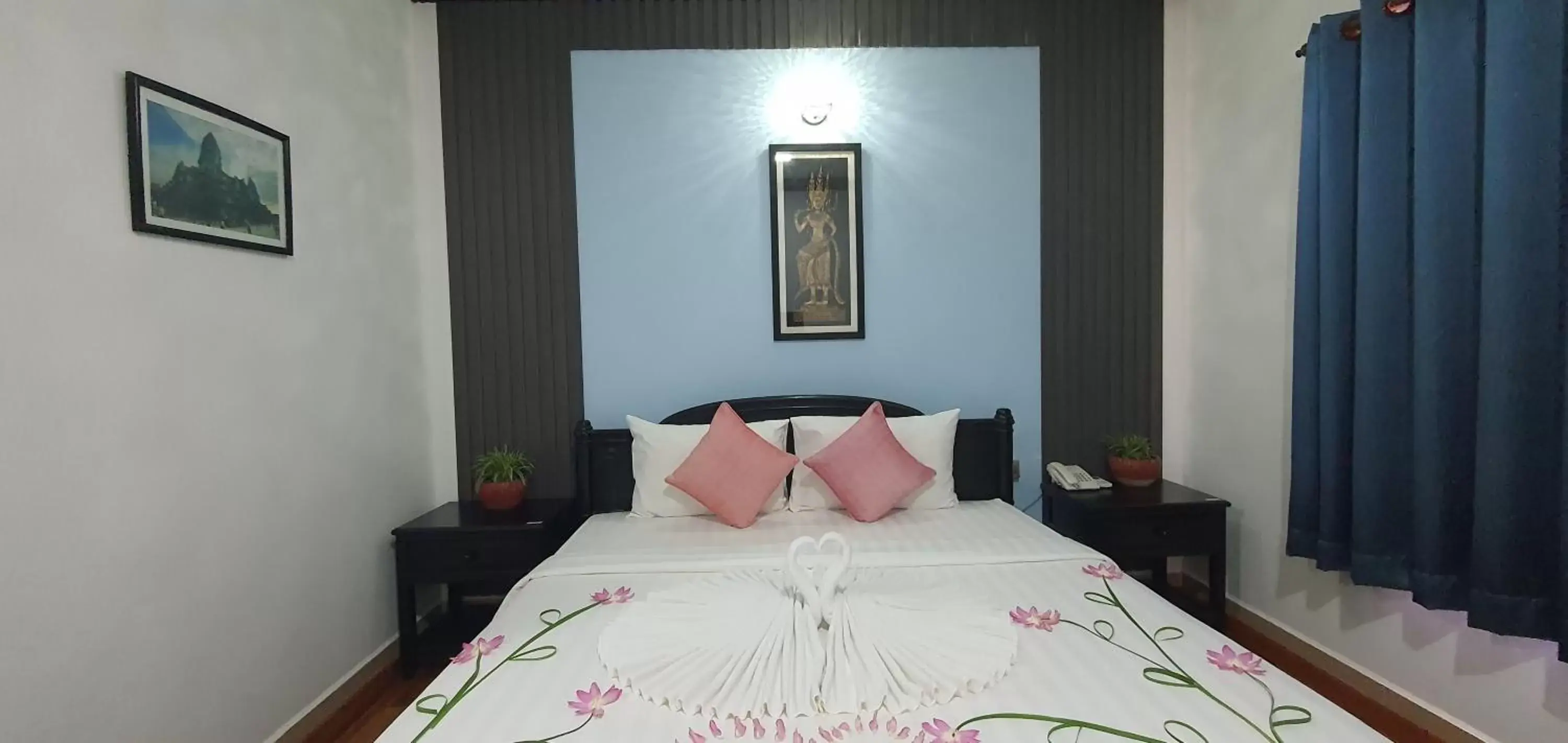Deluxe Double Room - Free Pickup in Siem Reap Urban Boutique Hotel Deluxe Double Room - Free Pickup in Siem Reap Urban Boutique Hotel