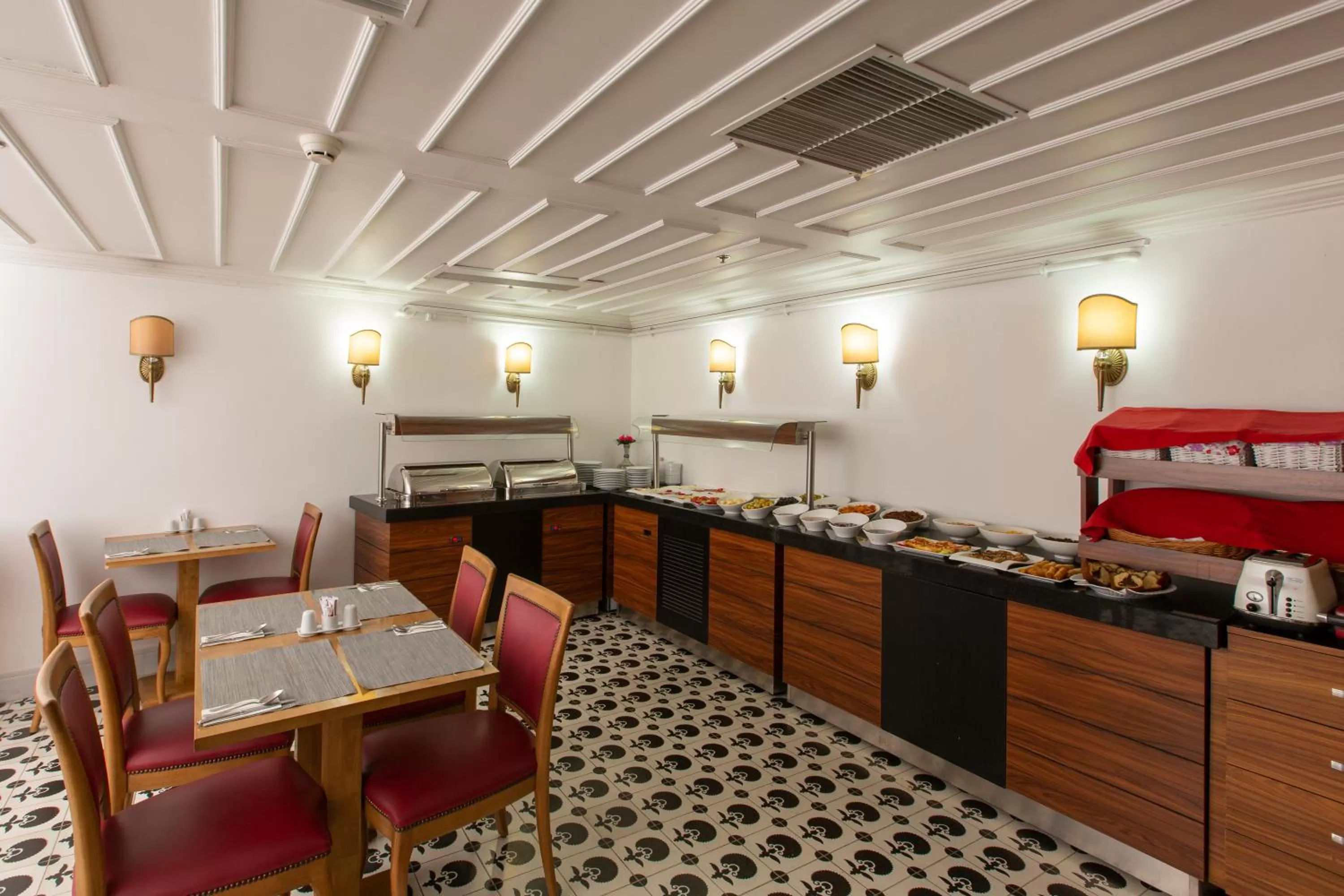 Breakfast, Bed in Premist Hotels Sultanahmet