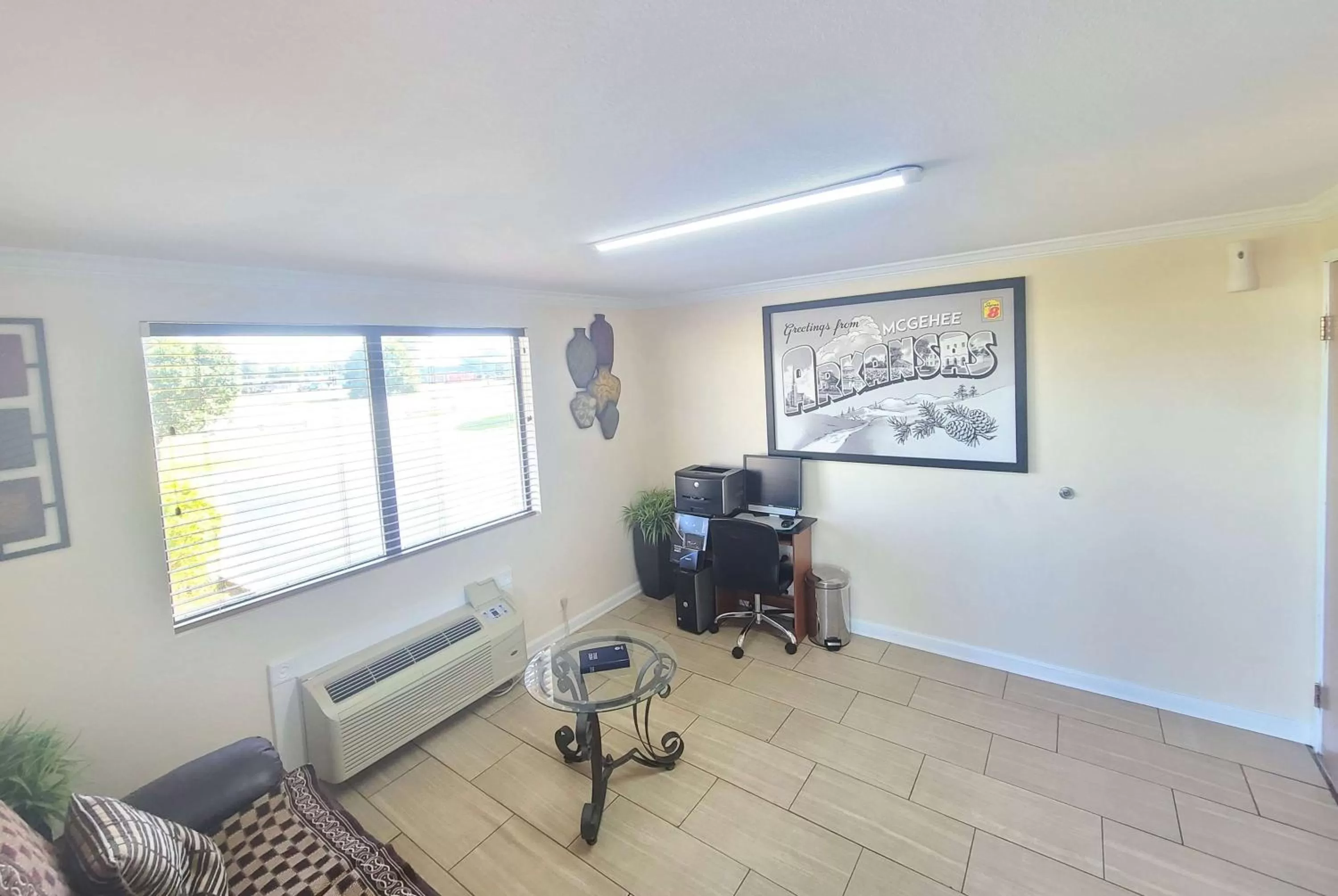 Lobby or reception in Super 8 by Wyndham McGehee