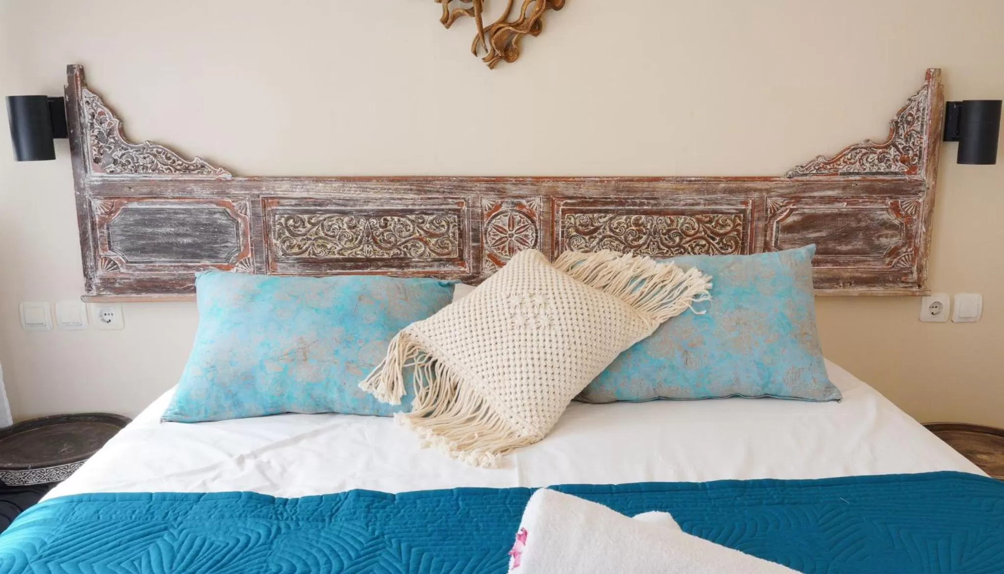 Bed in The White Bay