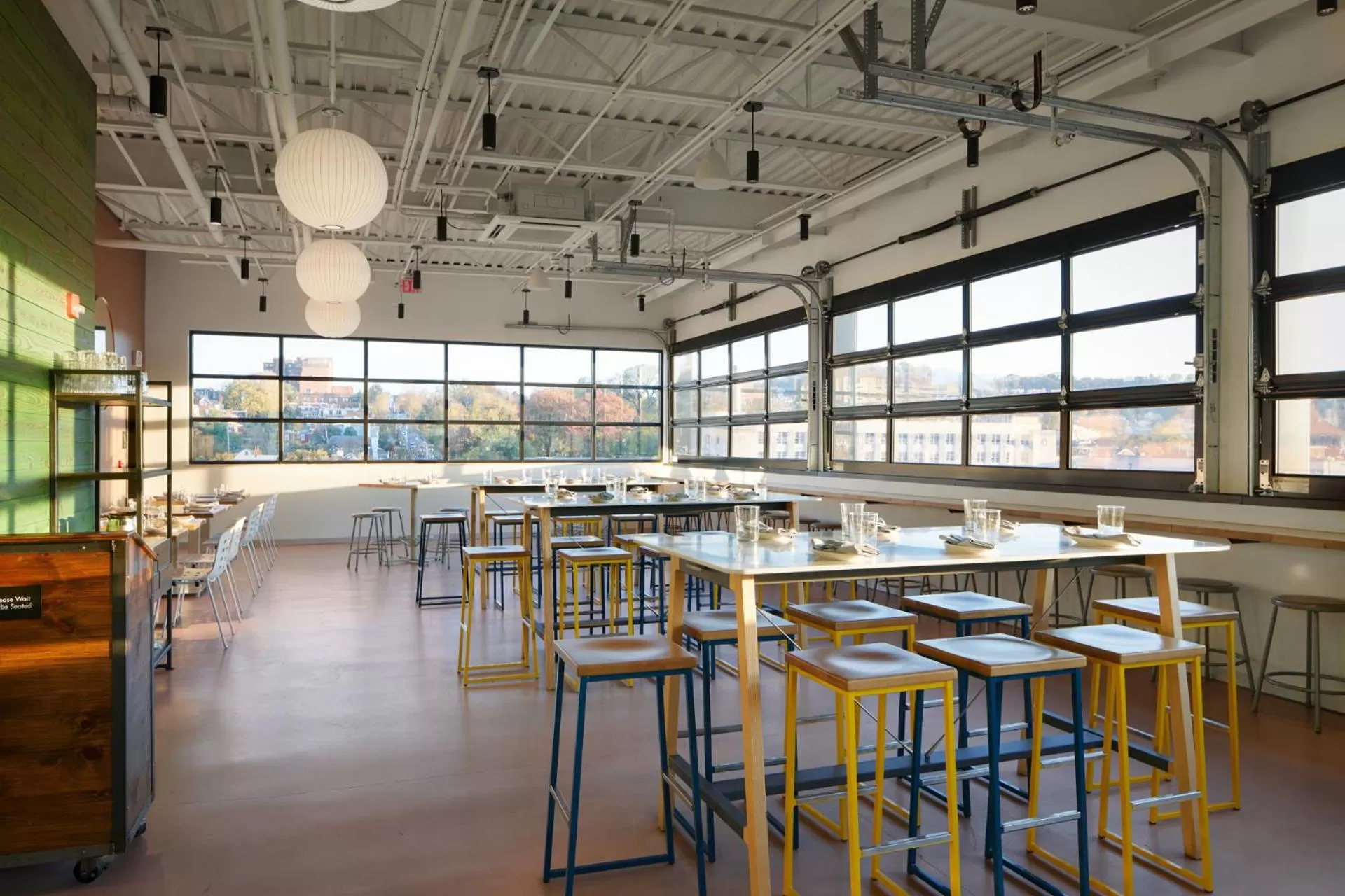 Restaurant/places to eat in TRYP by Wyndham Pittsburgh/Lawrenceville