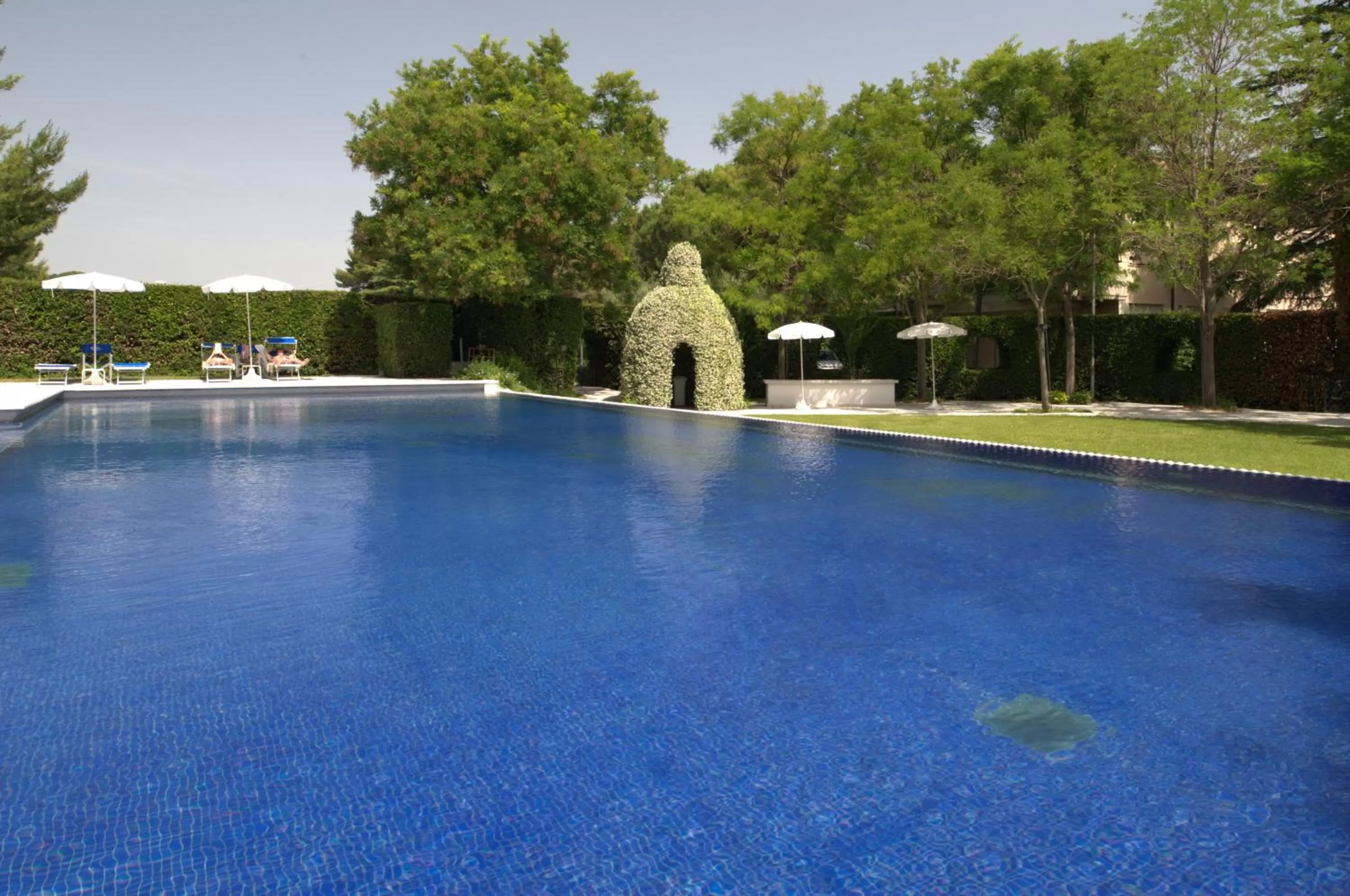 Swimming pool in Villa Maria Hotel & SPA